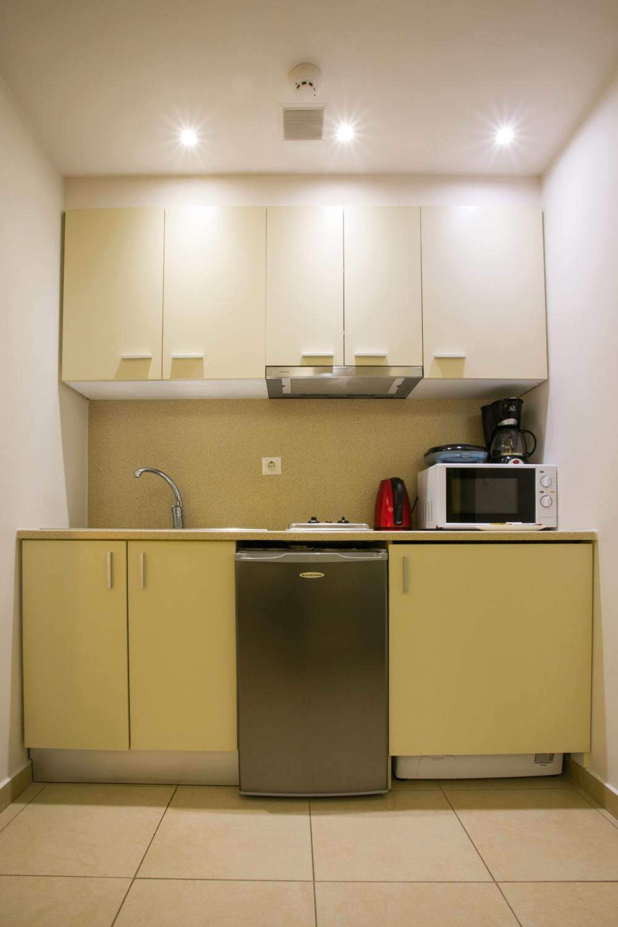 Polis Apartments