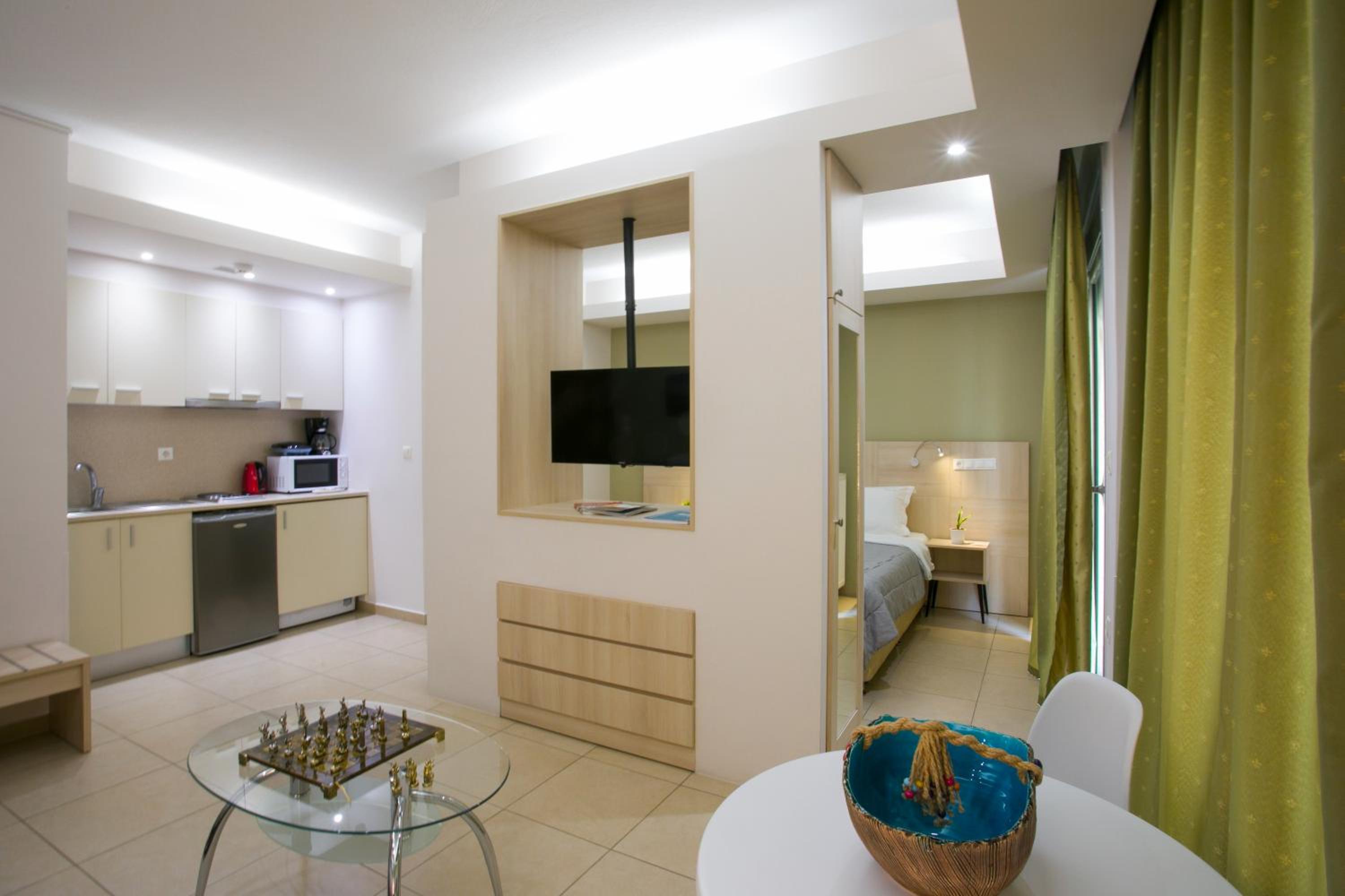 Polis Apartments