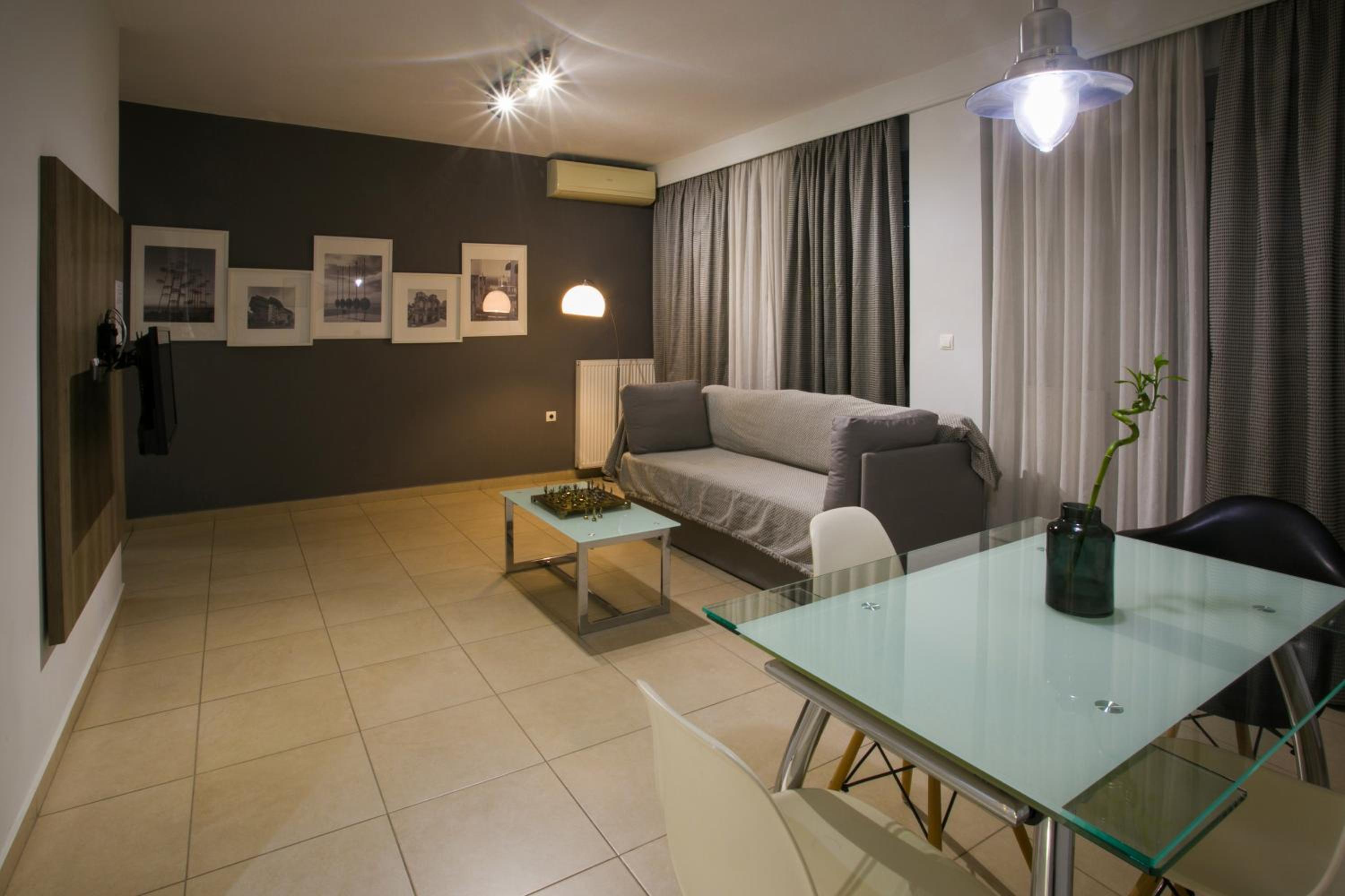 Polis Apartments