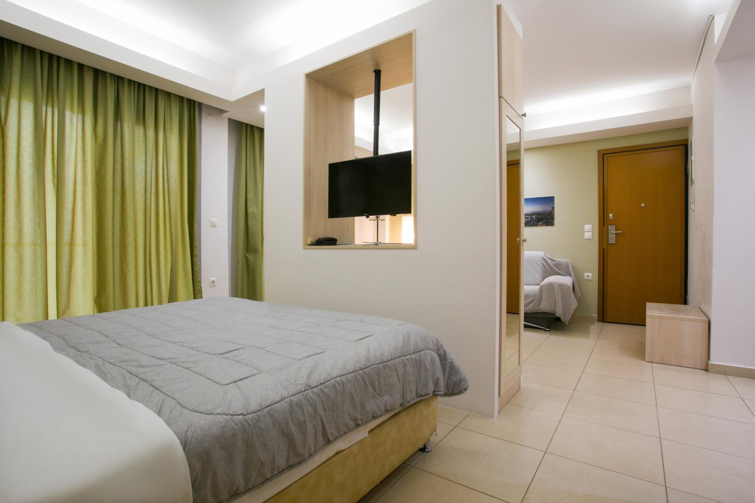 Polis Apartments
