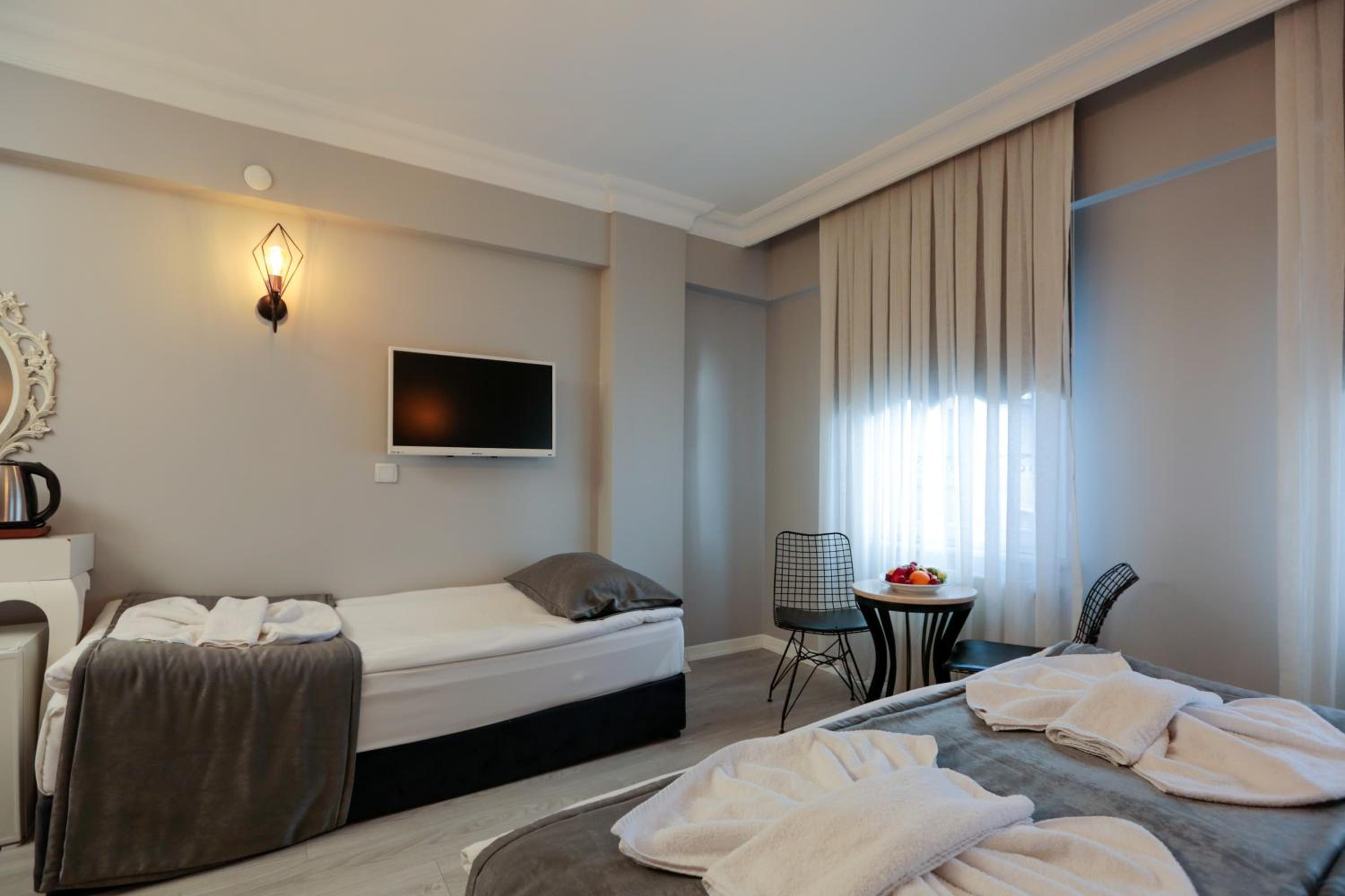 Nova City Hotel - Image 37