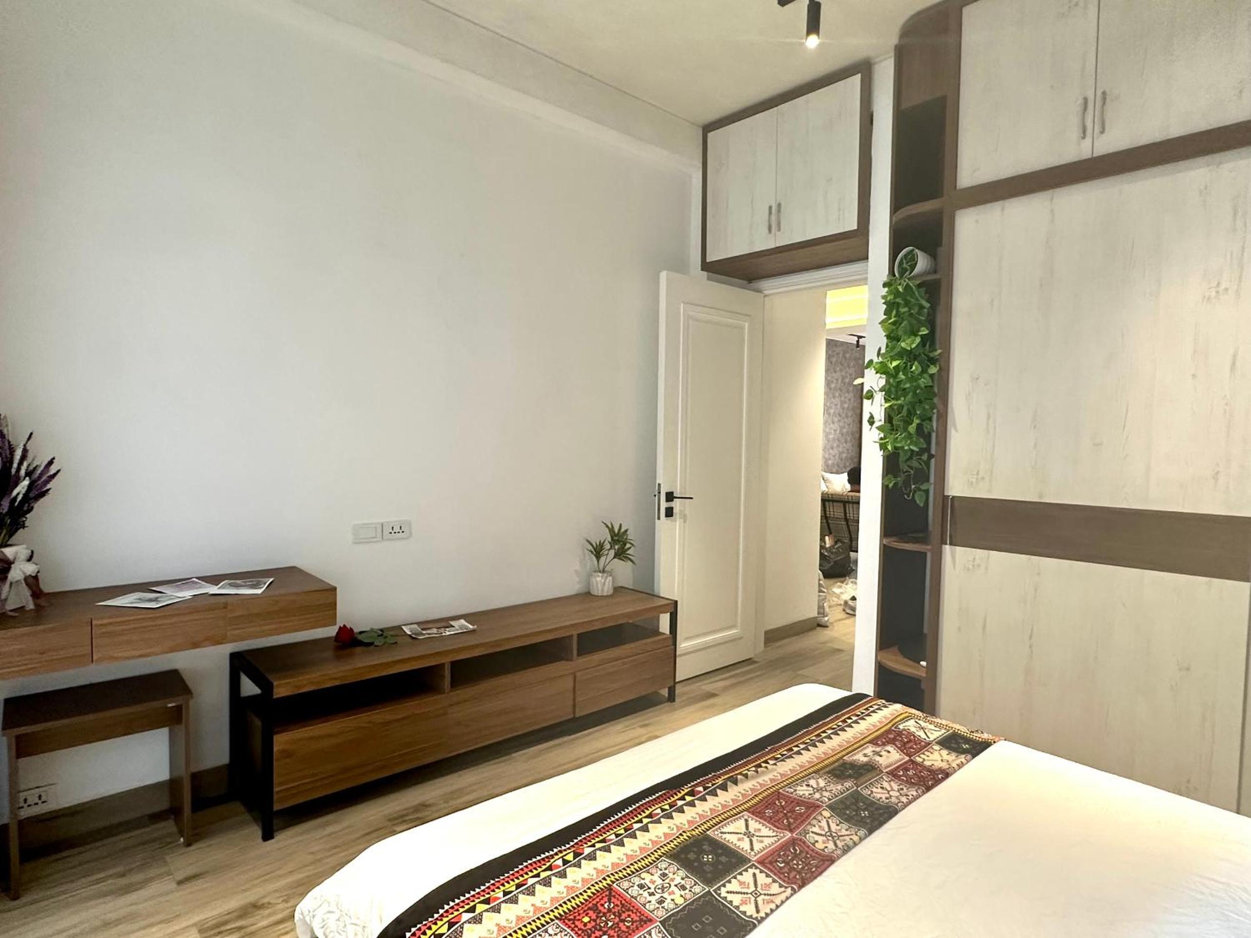 Luxe Paradise Residence 88 Tu Hoa