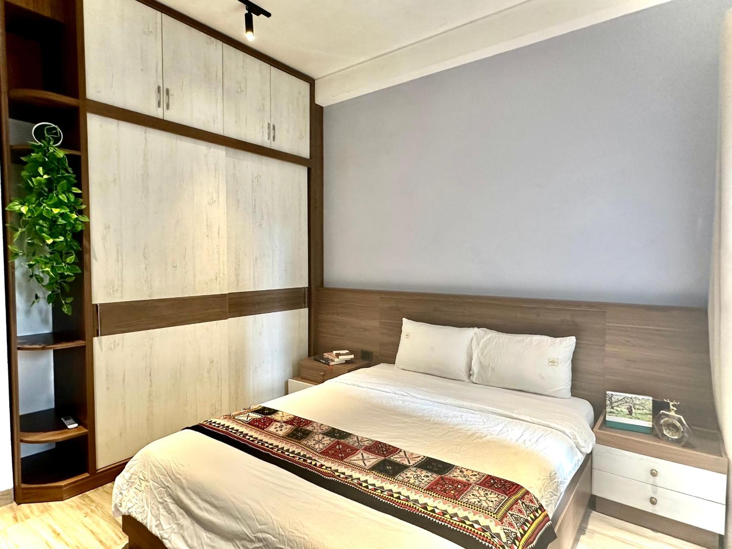 Luxe Paradise Residence 88 Tu Hoa