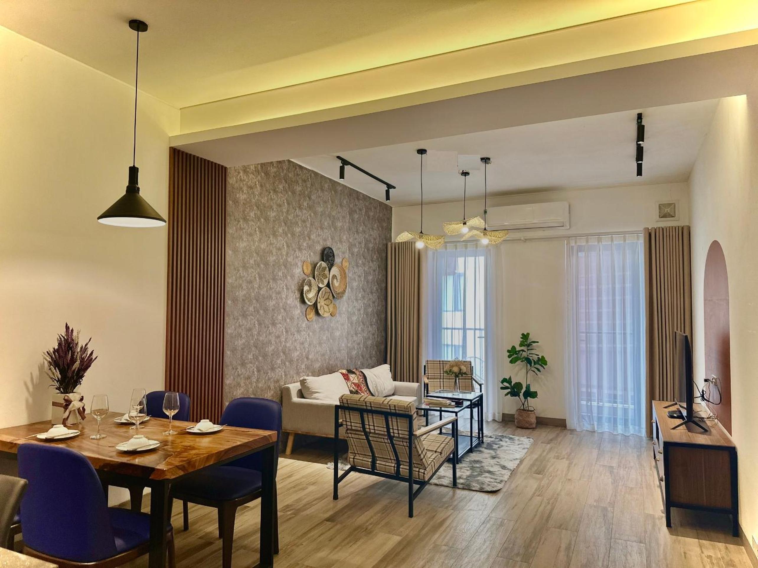 Luxe Paradise Residence 88 Tu Hoa