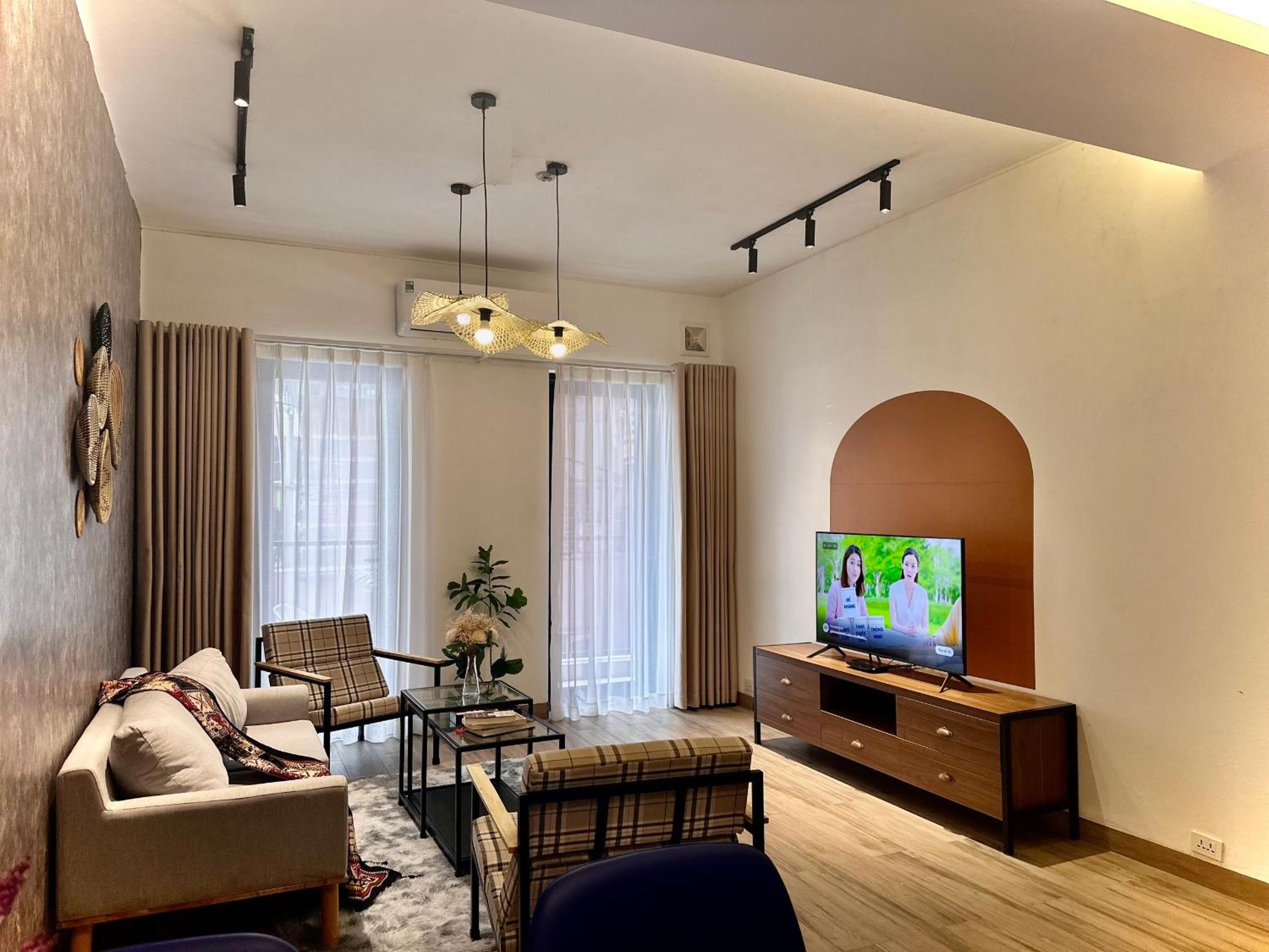Luxe Paradise Residence 88 Tu Hoa
