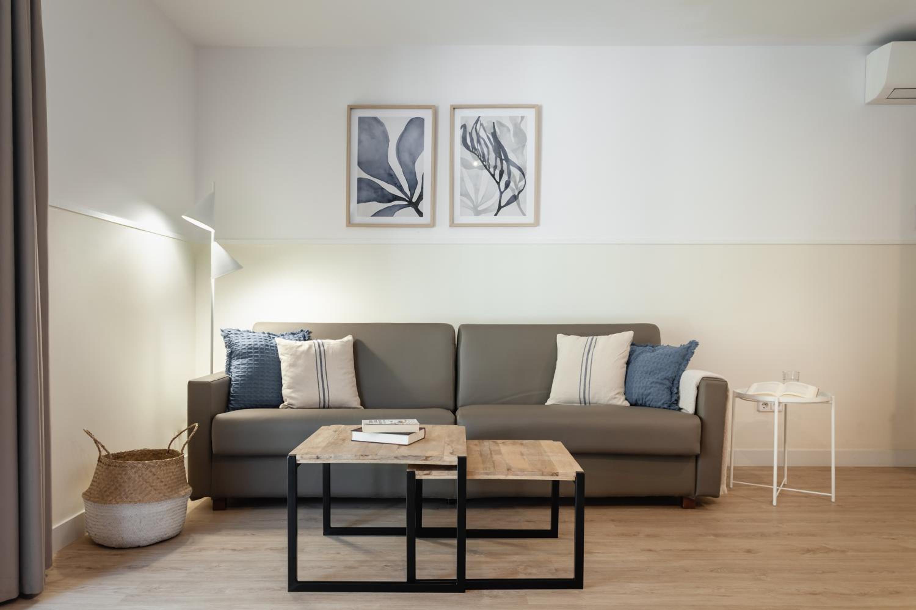 Apartments Sata Olimpic Village Area