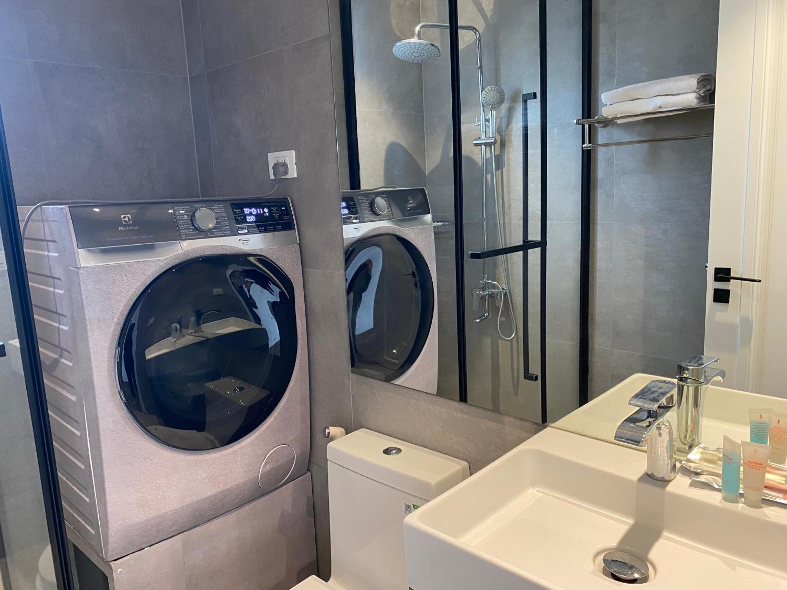 Luxe Paradise Residence 88 Tu Hoa