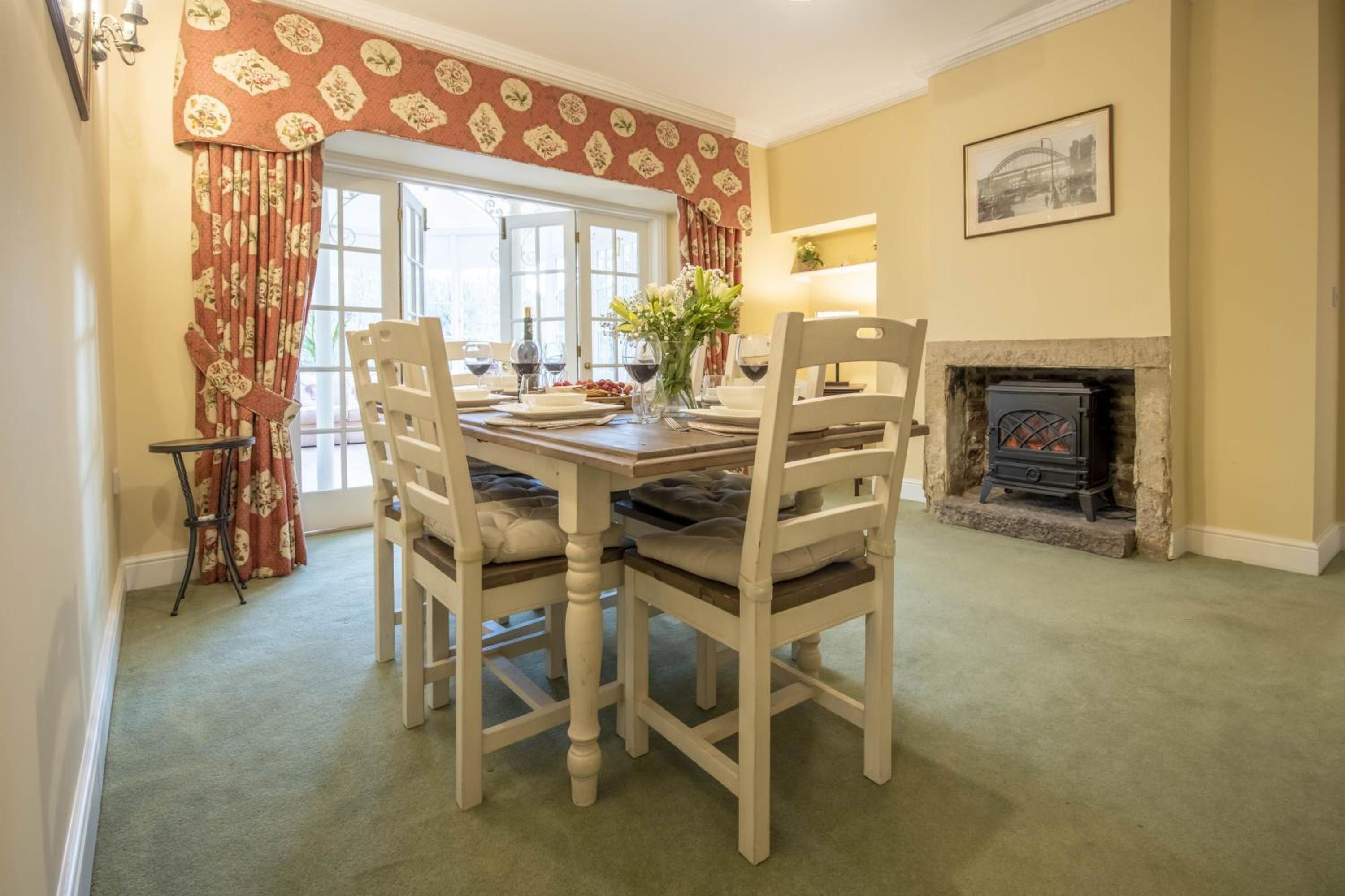 Eslington Lodge