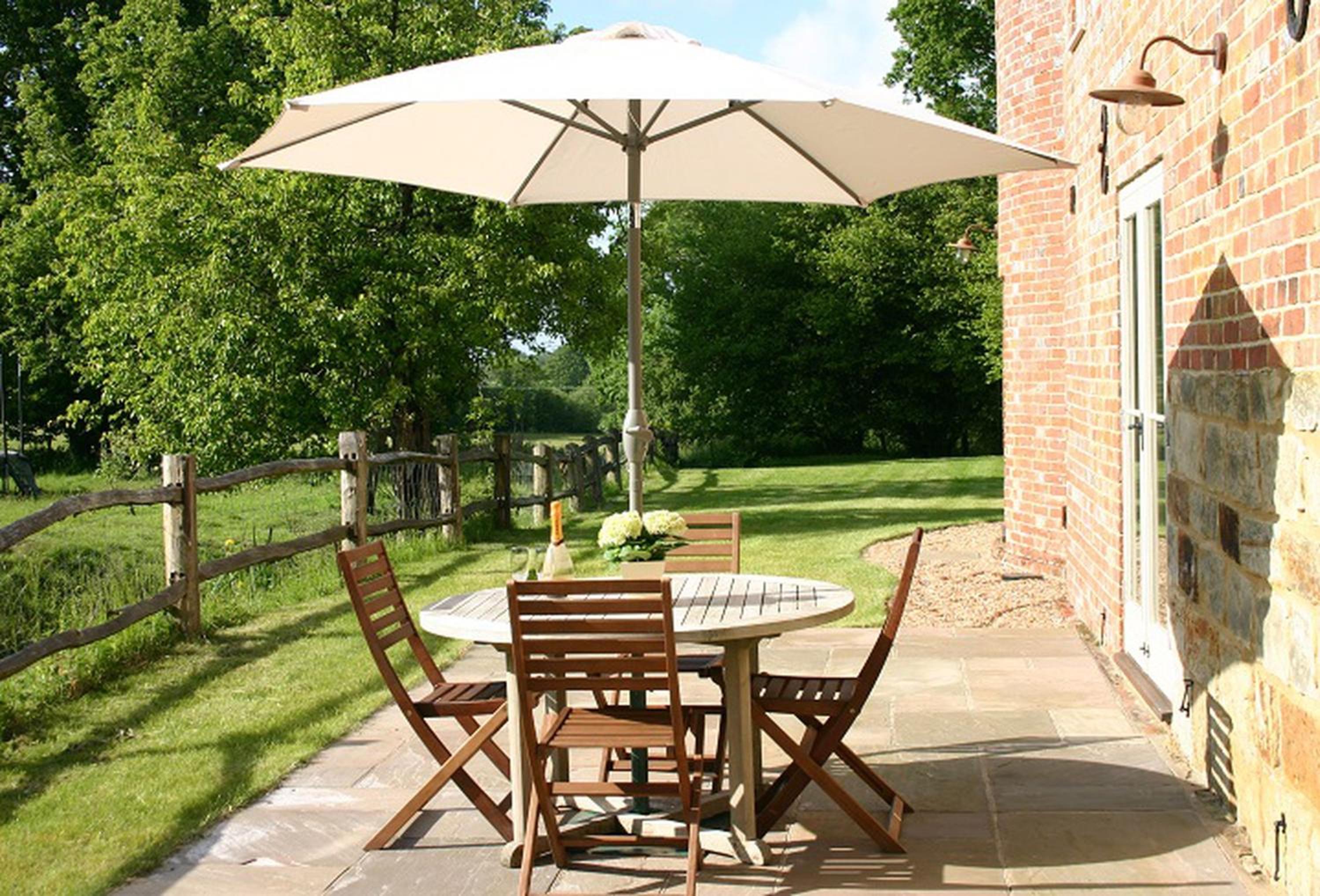 Bakers Farm Oast view 5