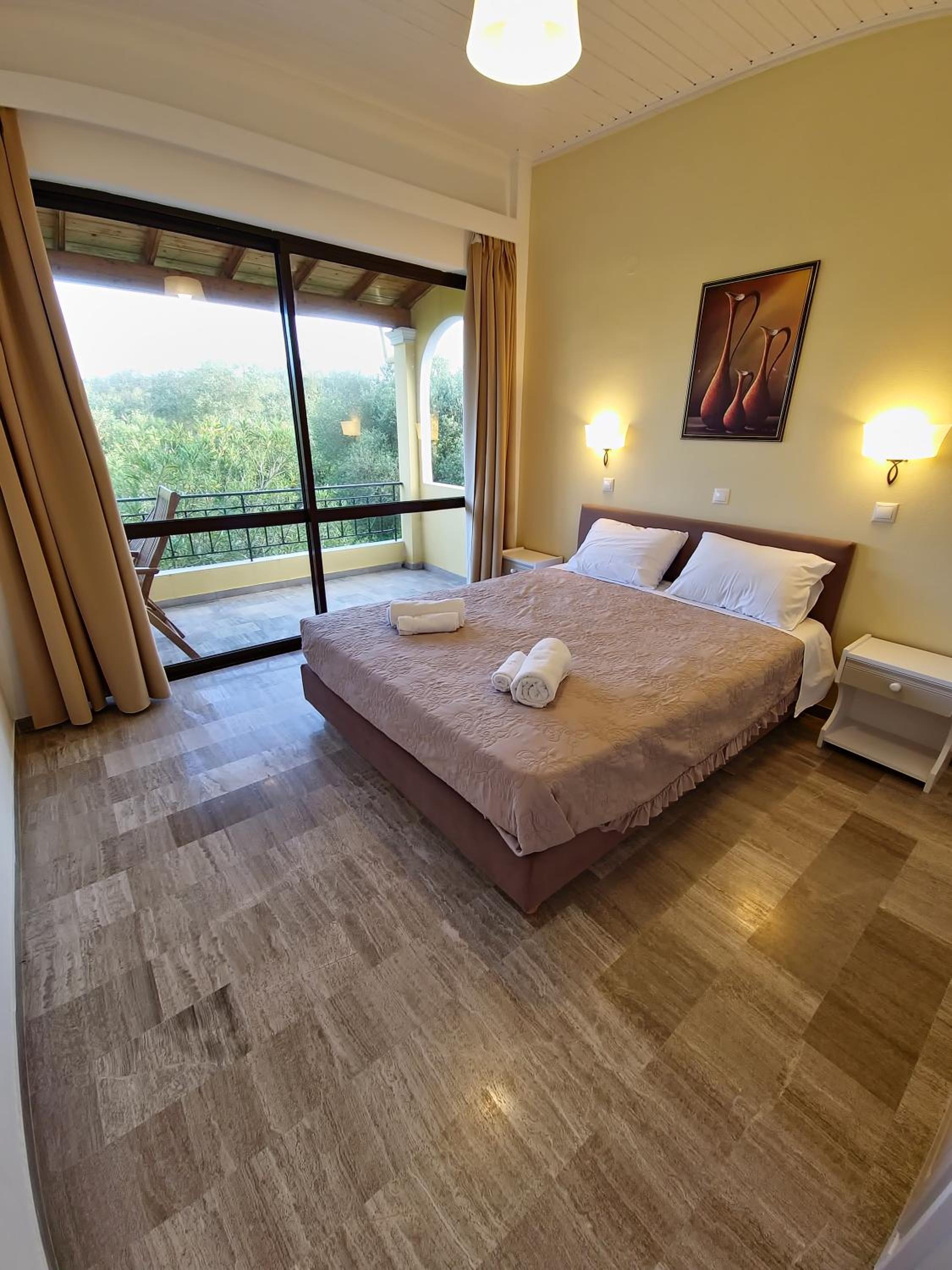 Alexandra Apartment 14