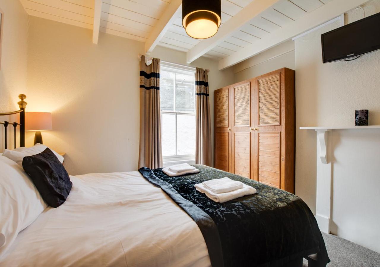 3 Bed in St Ives oc-bail06 view 2