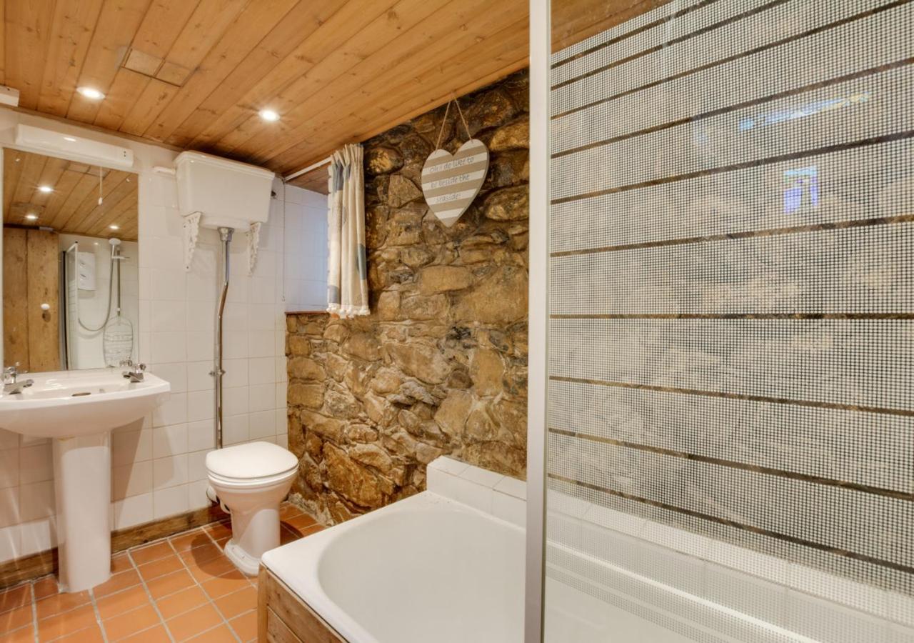 3 Bed in St Ives oc-bail06 view 3