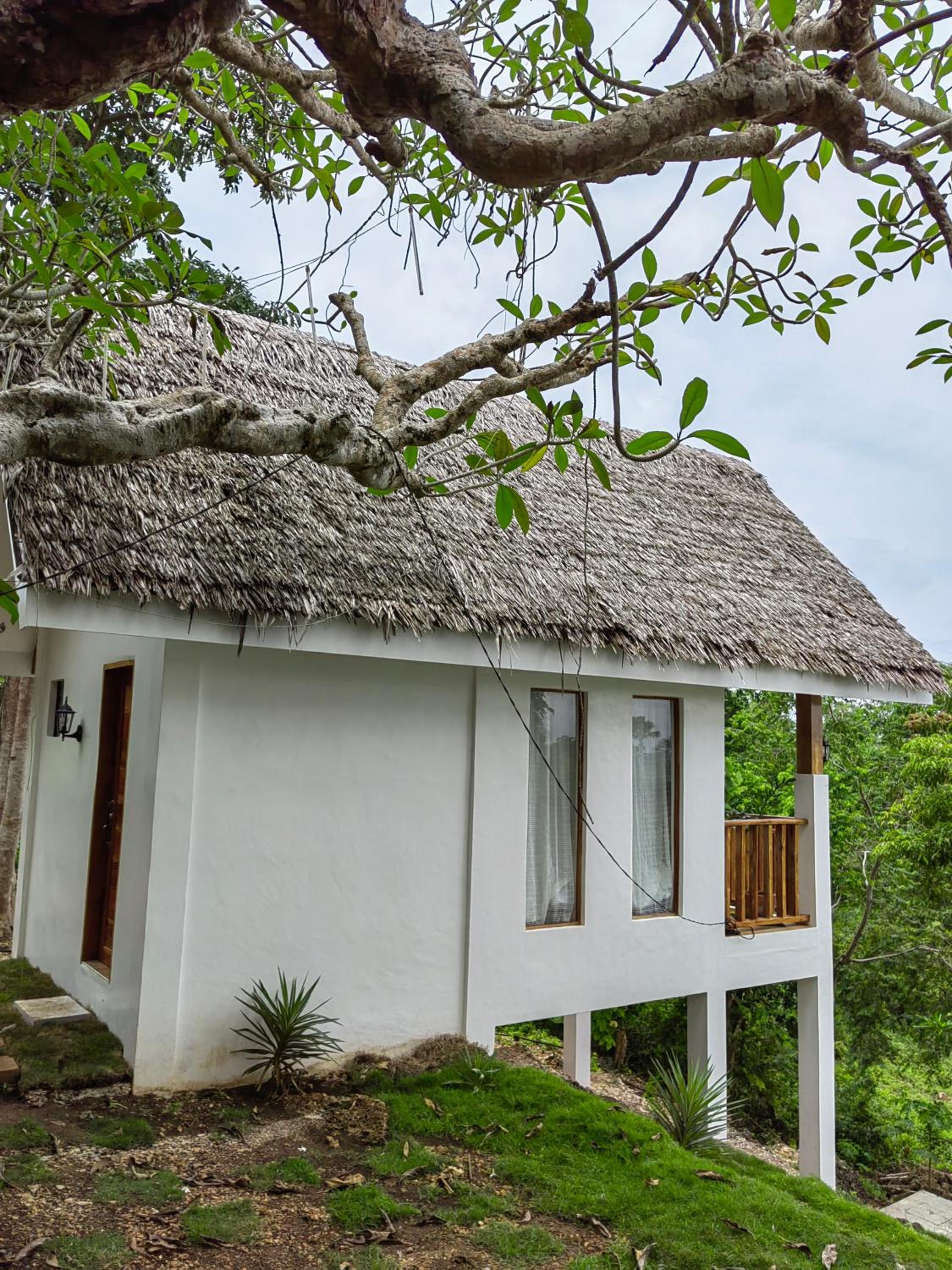 MHARI Bungalows and Rooms