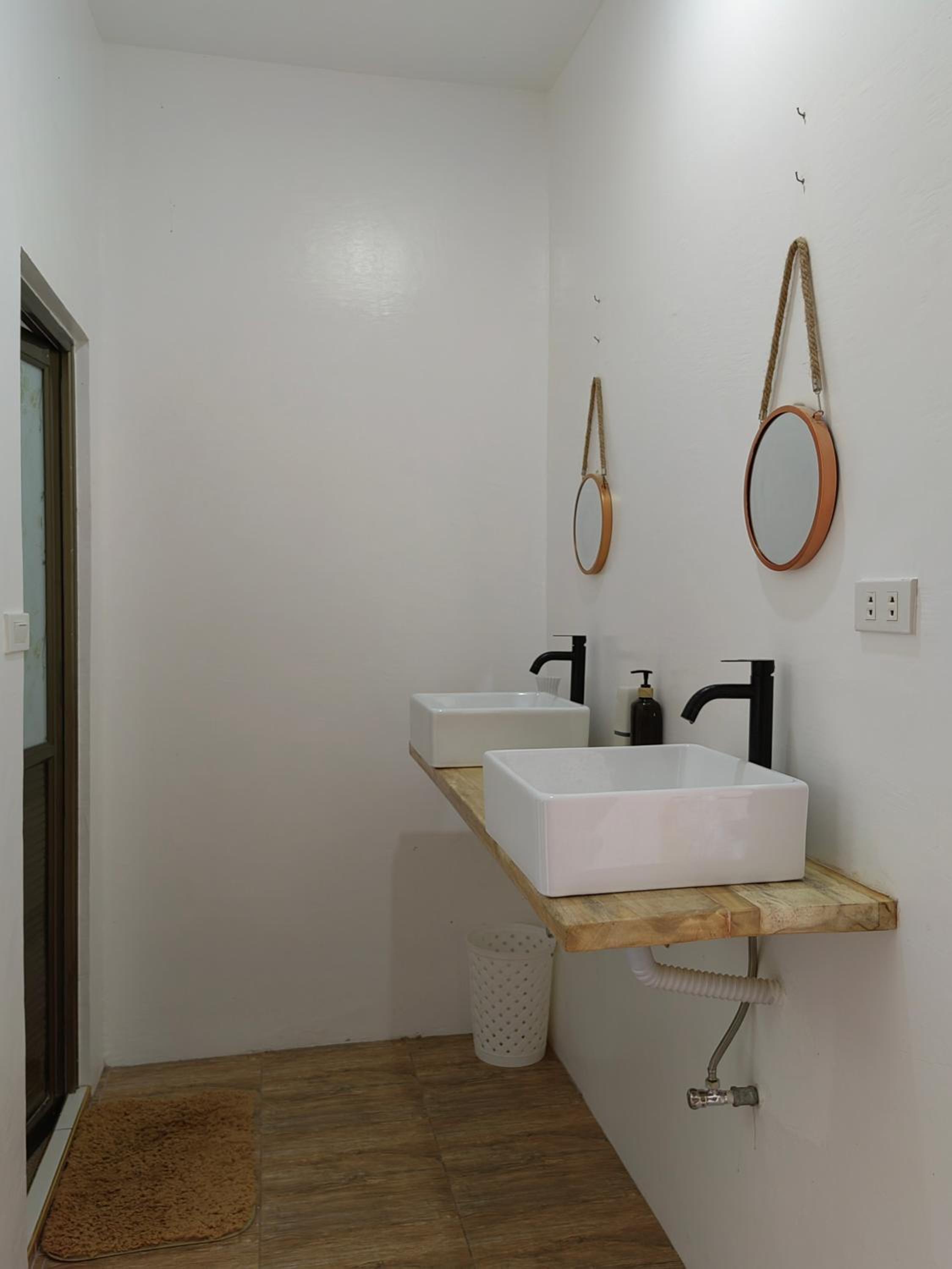 MHARI Bungalows and Rooms