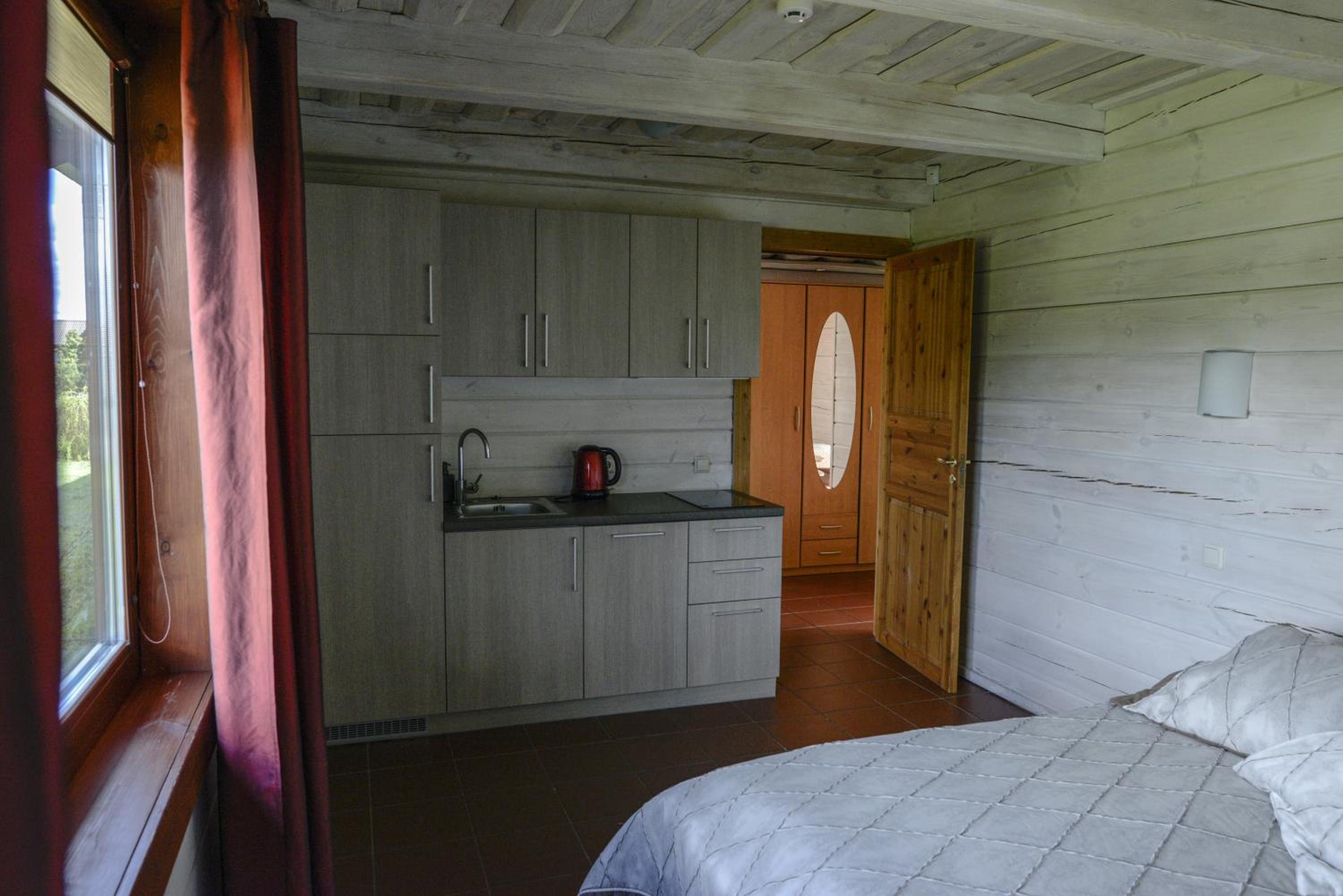 Photo 47