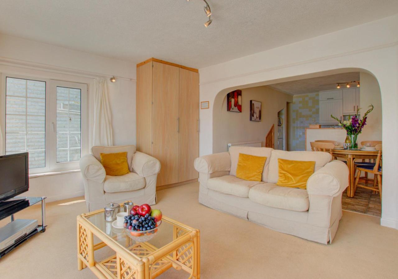 1 Bed in St Ives oc-chyr2 view 3