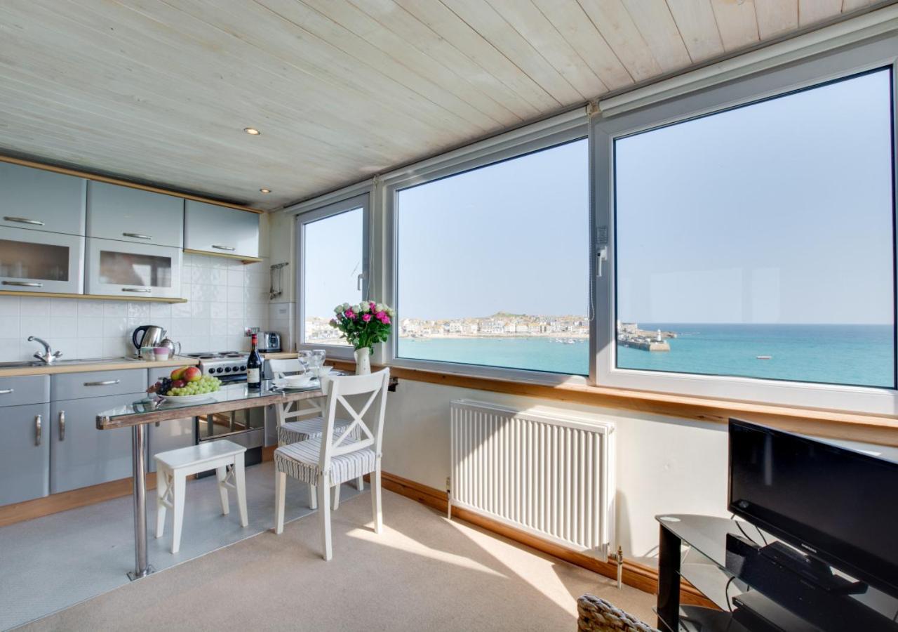 1 Bed in St Ives oc-crab03 view 5