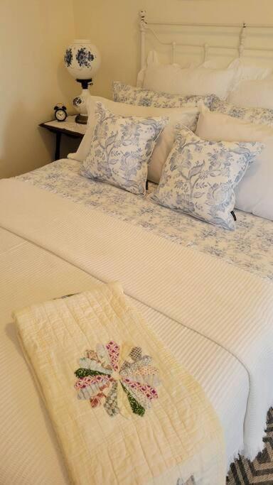 Clinton Pond Bed and Breakfast