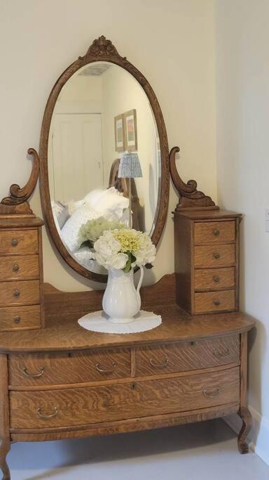Clinton Pond Bed and Breakfast