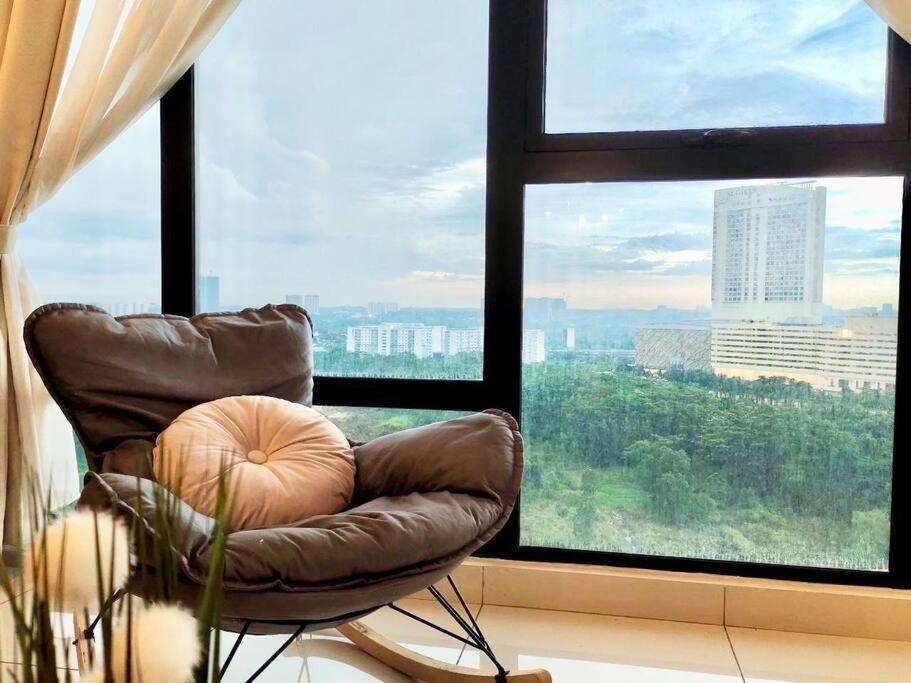 Mosaic Residence Mid Valley South Key BY R9 Homestay