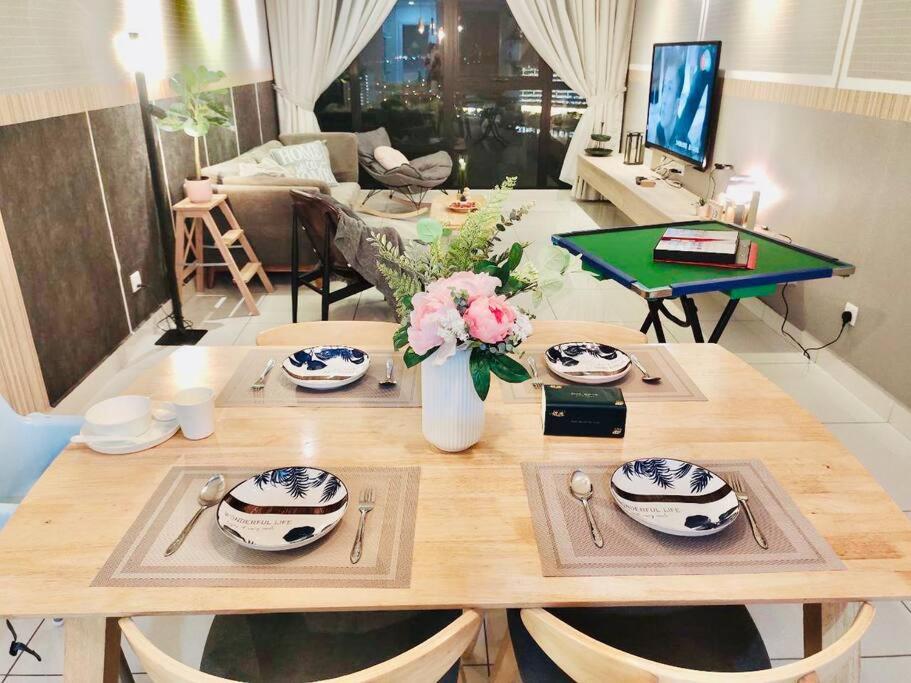 Mosaic Residence Mid Valley South Key BY R9 Homestay