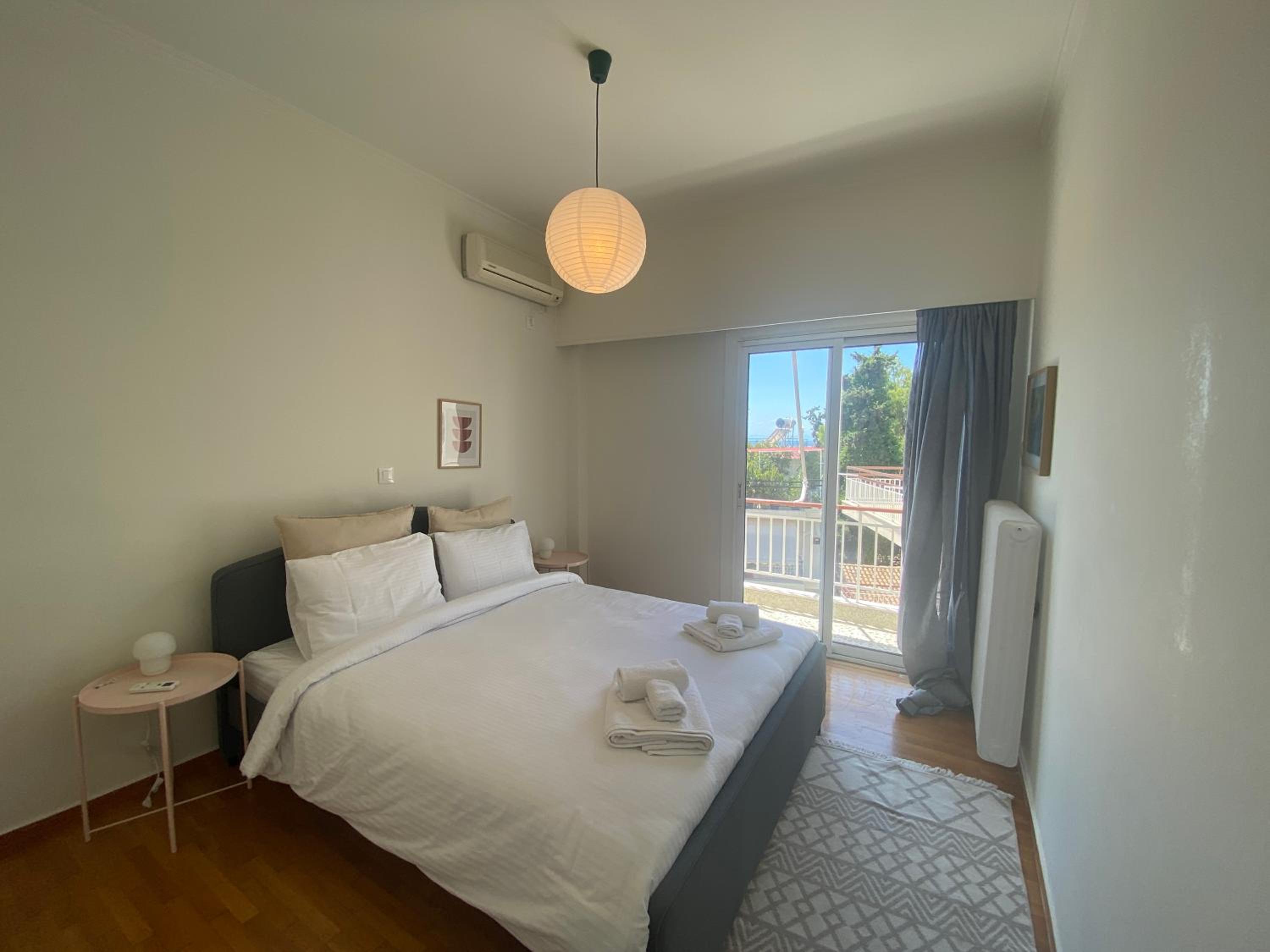 2-bedroom apartment in Athina (Filopappou)
