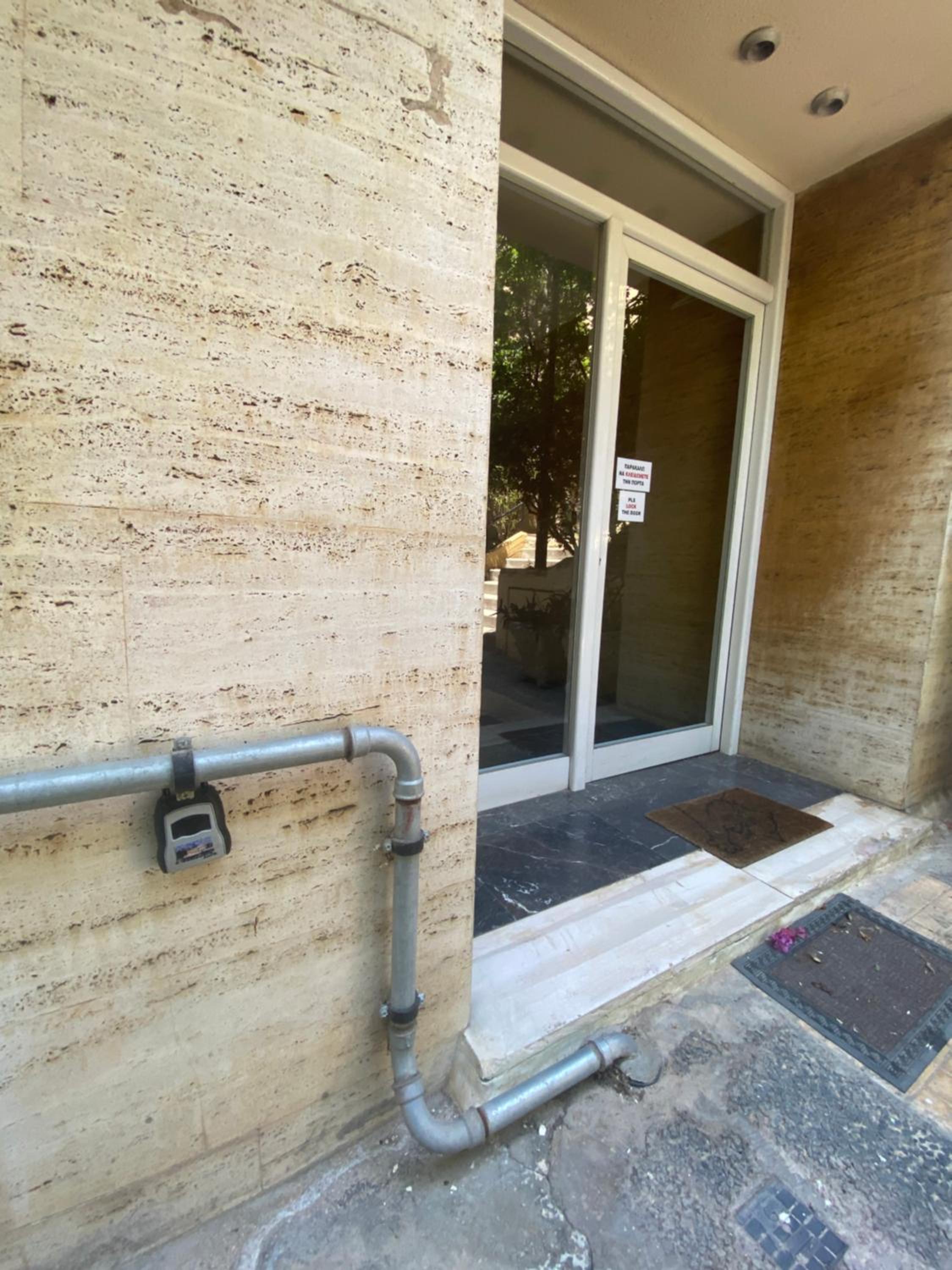 2-bedroom apartment in Athina (Filopappou)