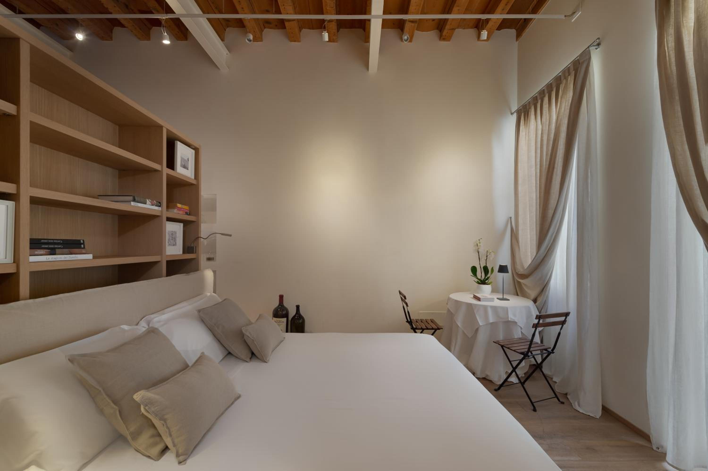Massimago Wine Suites