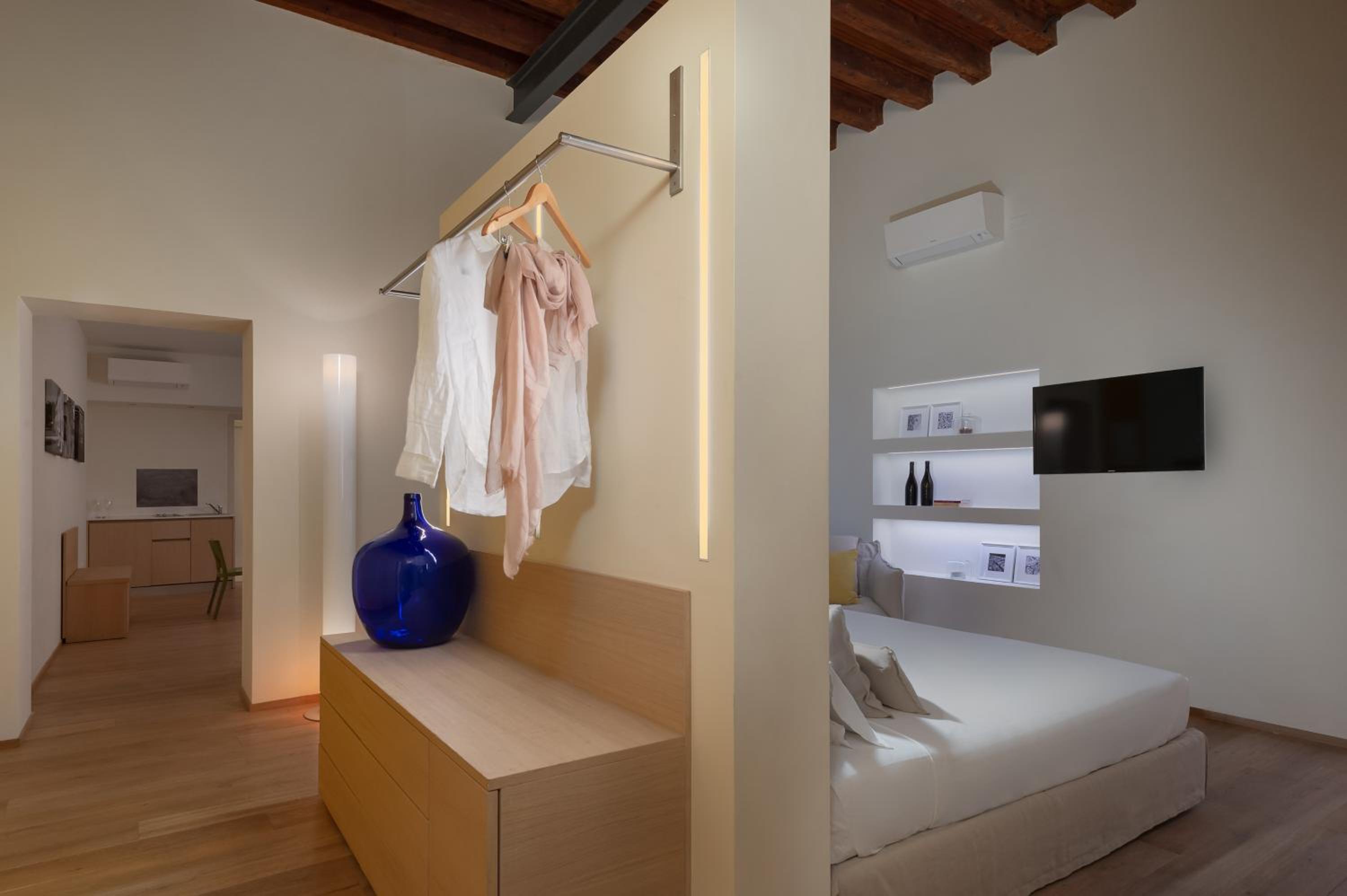 Massimago Wine Suites