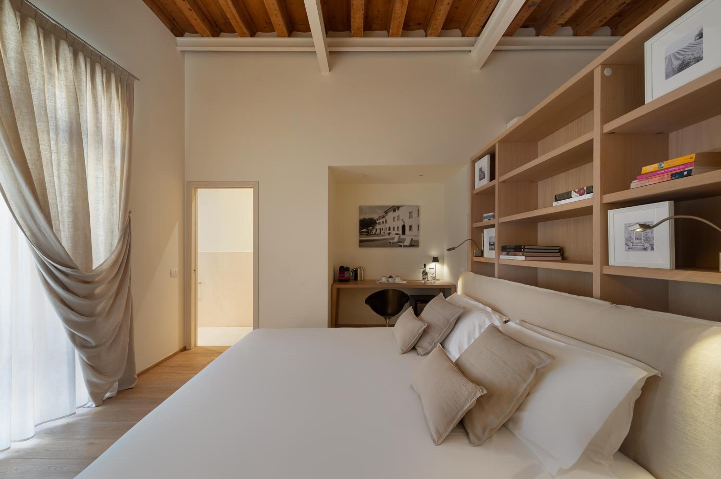 Massimago Wine Suites