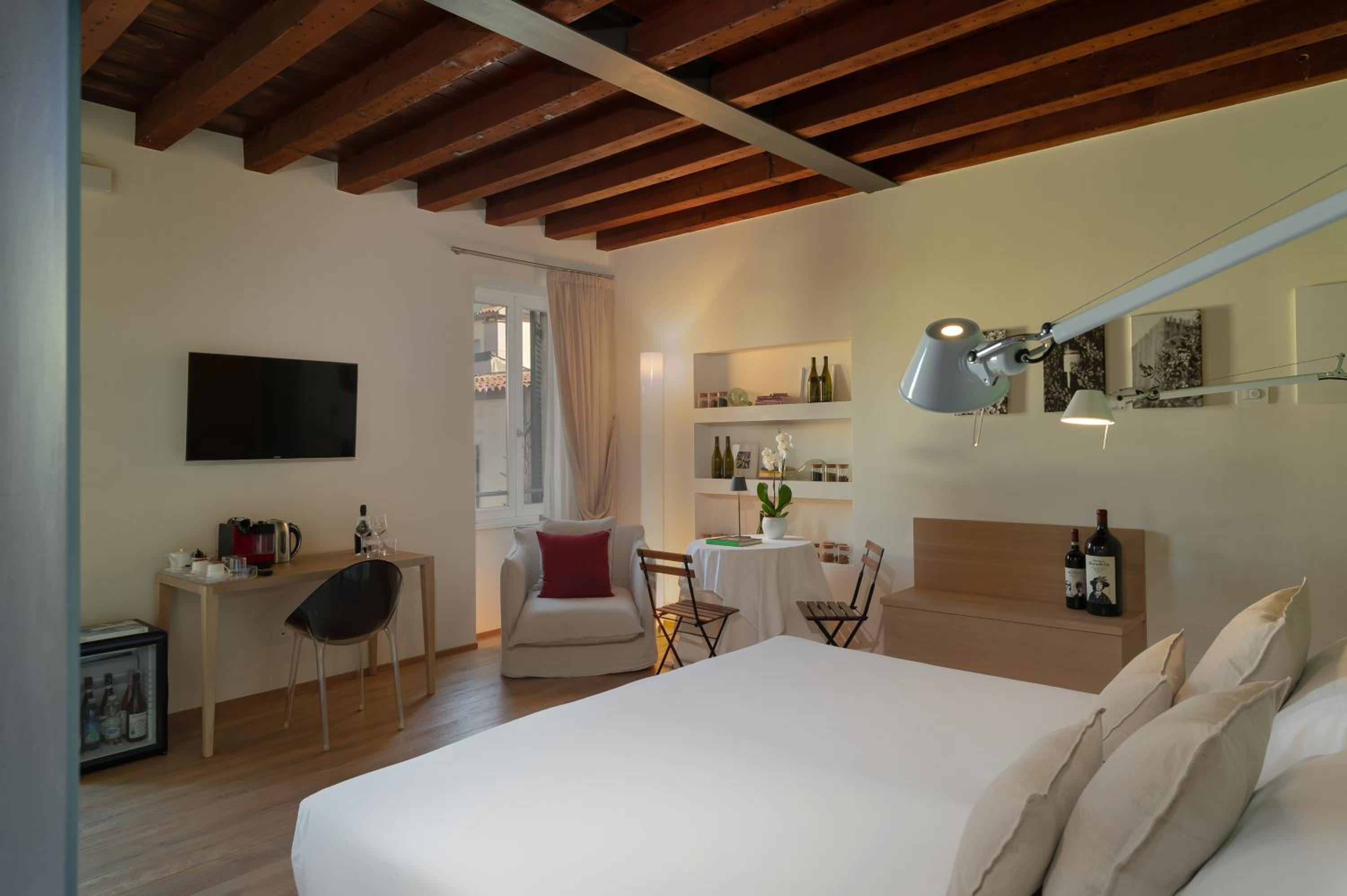 Massimago Wine Suites