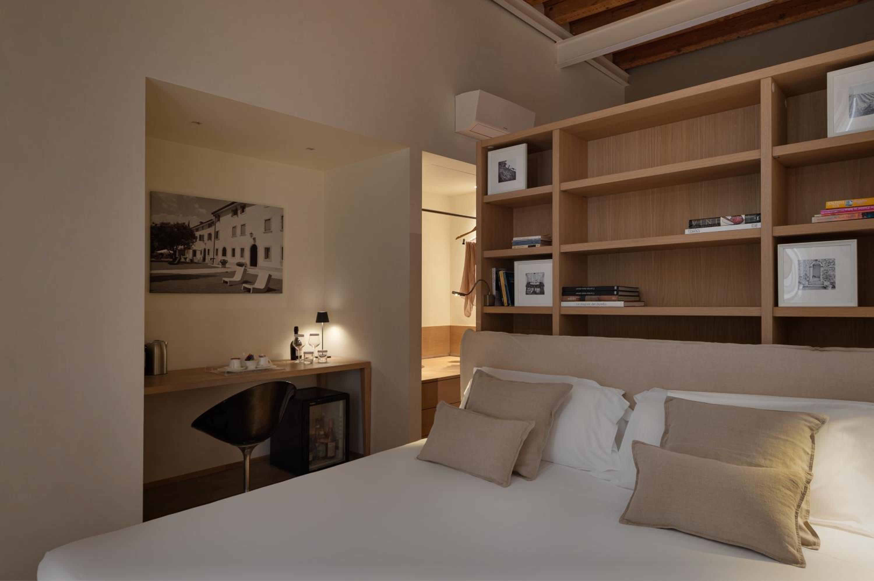Massimago Wine Suites