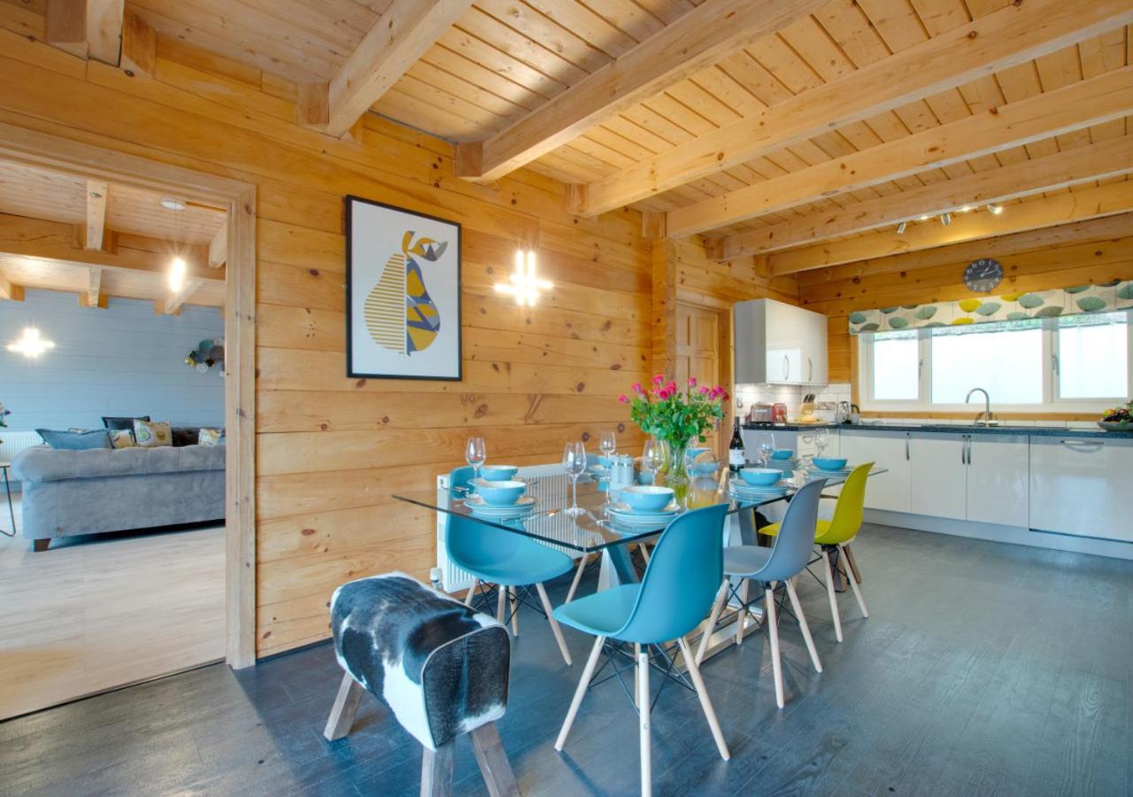4 Bed in Wadebridge oc-p00066