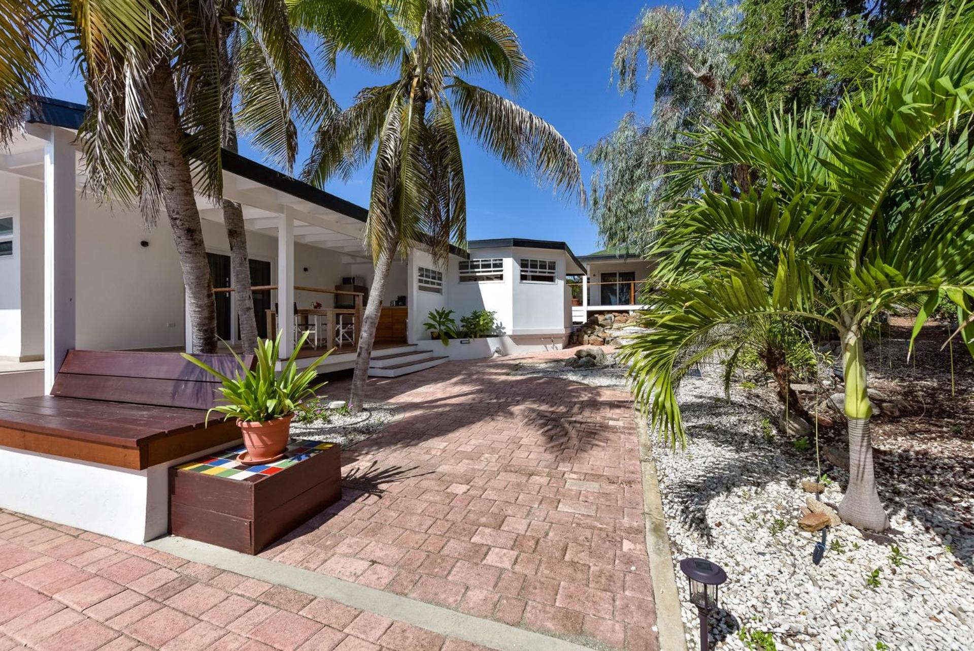 Koeriboeri Aruba Lodges