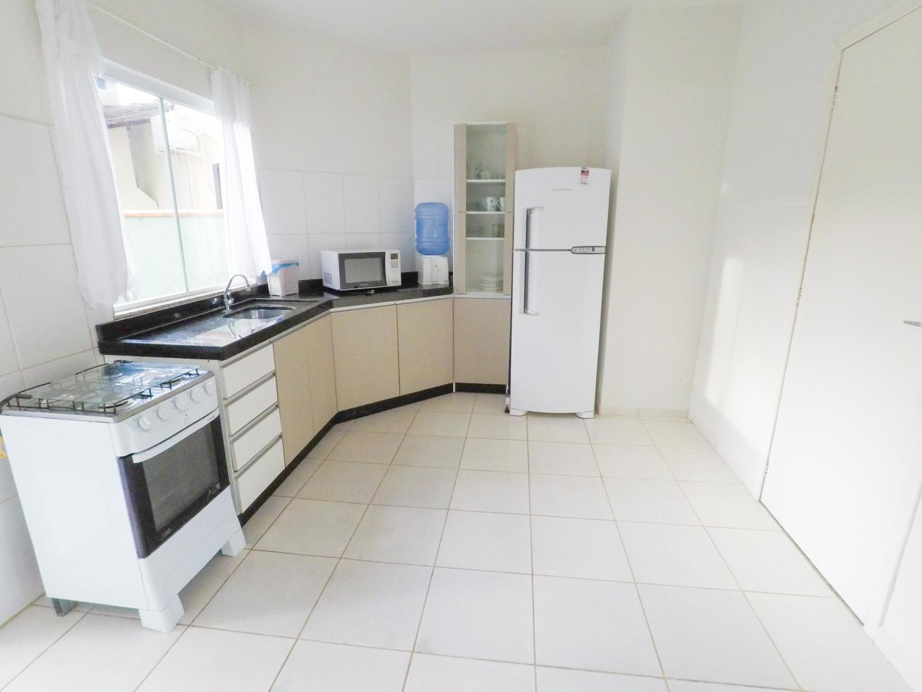 CASA EM MARISCAL BOMBINHAS