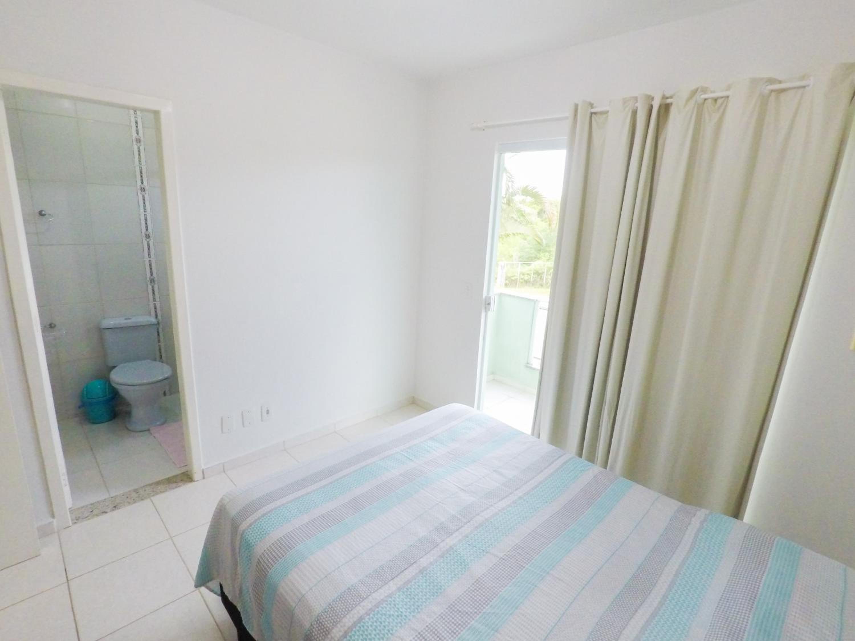CASA EM MARISCAL BOMBINHAS