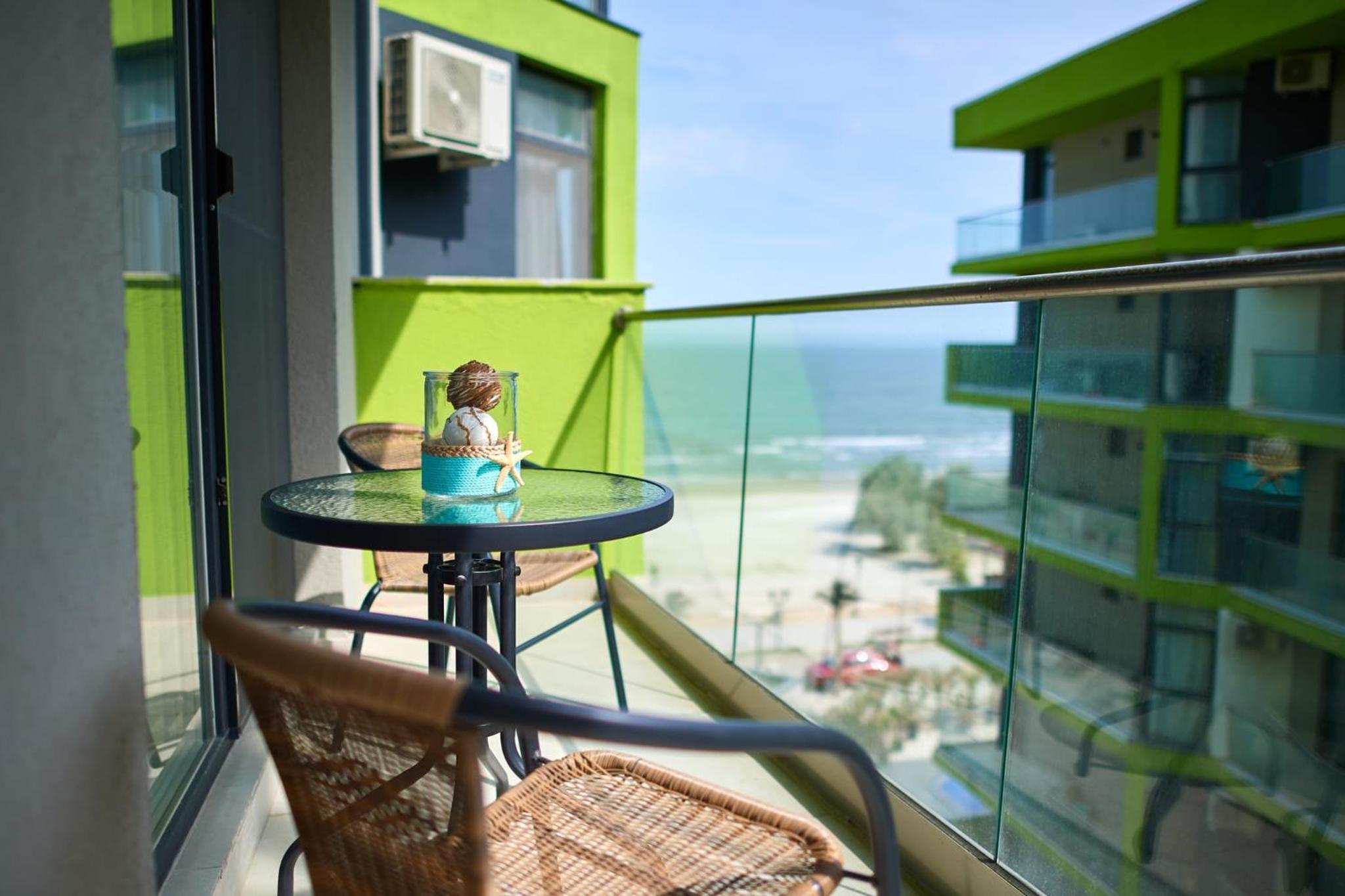 Alezzi Seaside 2 view 2