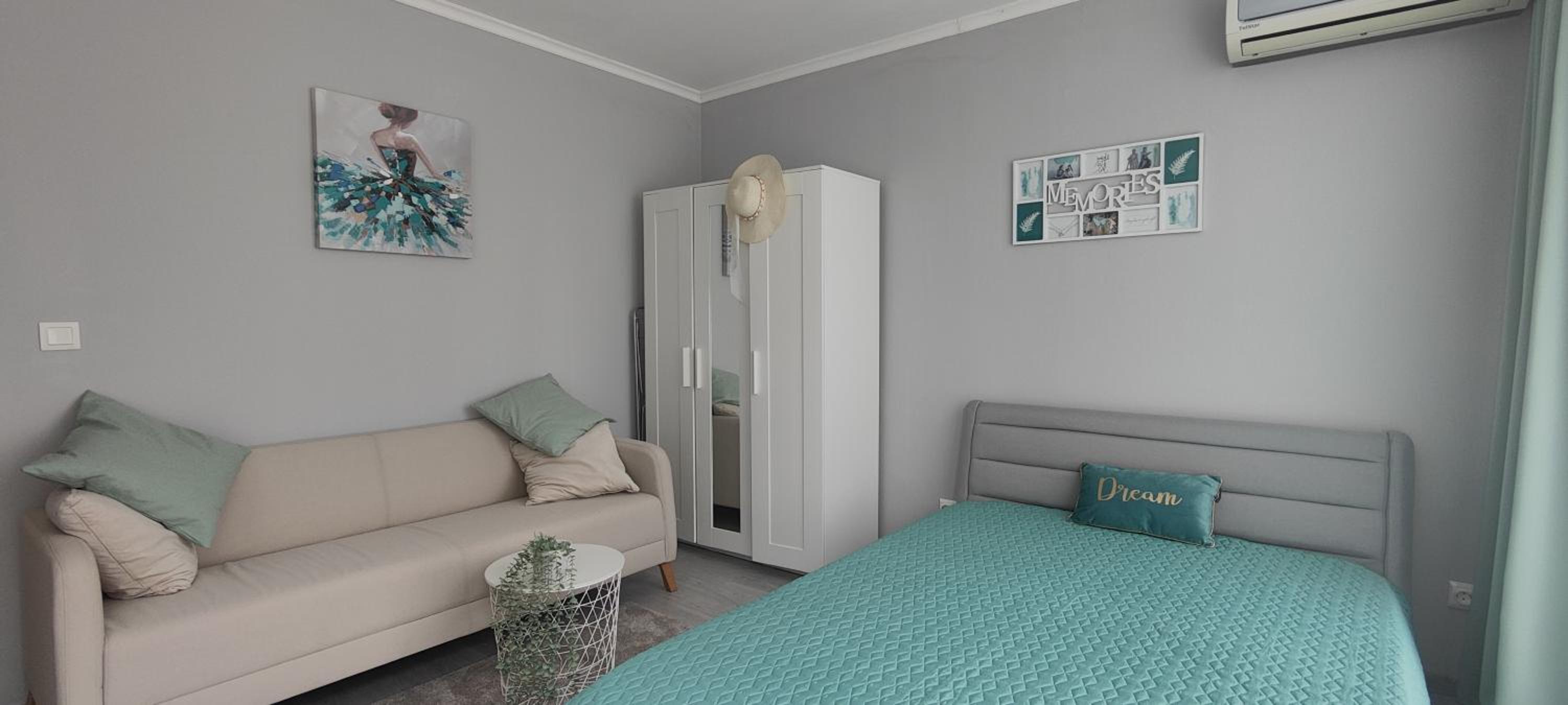 Sapphire Holiday Apartments