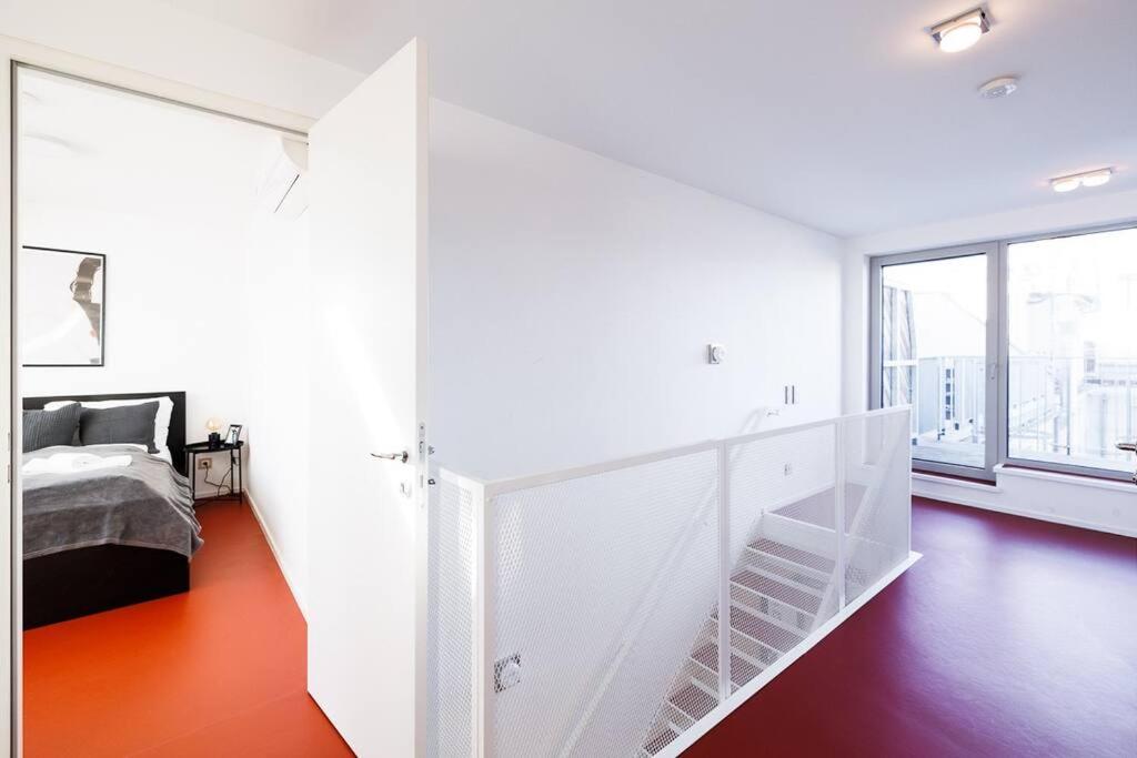 Julius 25 - Modern Comfort, 5 Mins to City Center