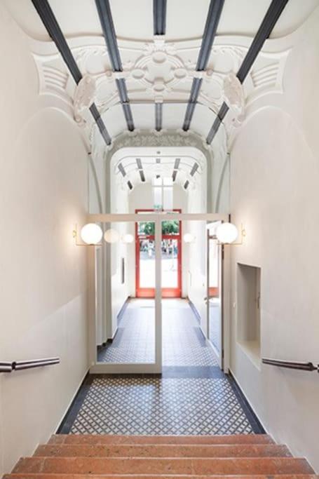Julius 25 - Modern Comfort, 5 Mins to City Center