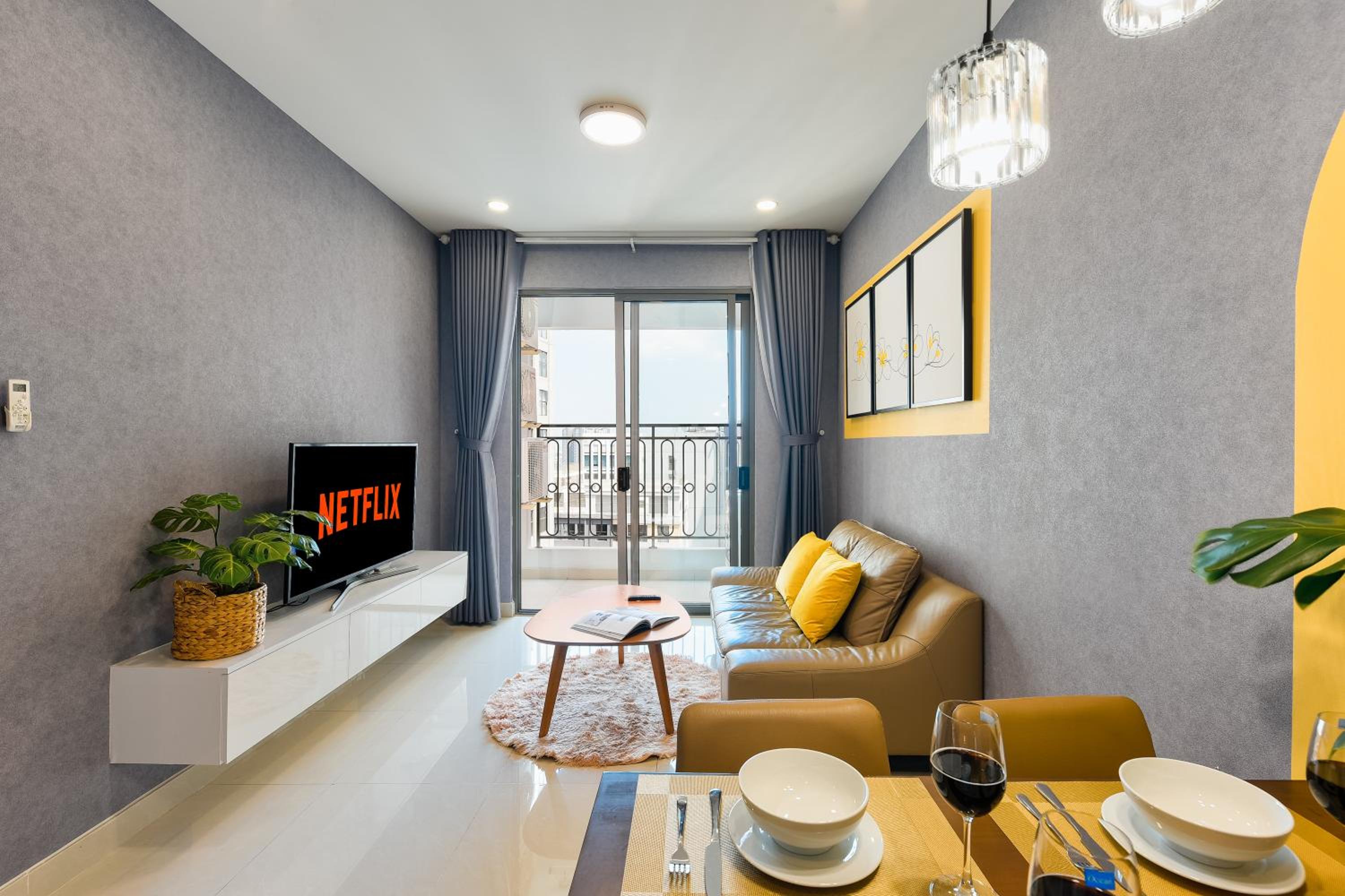 Anna Apartment