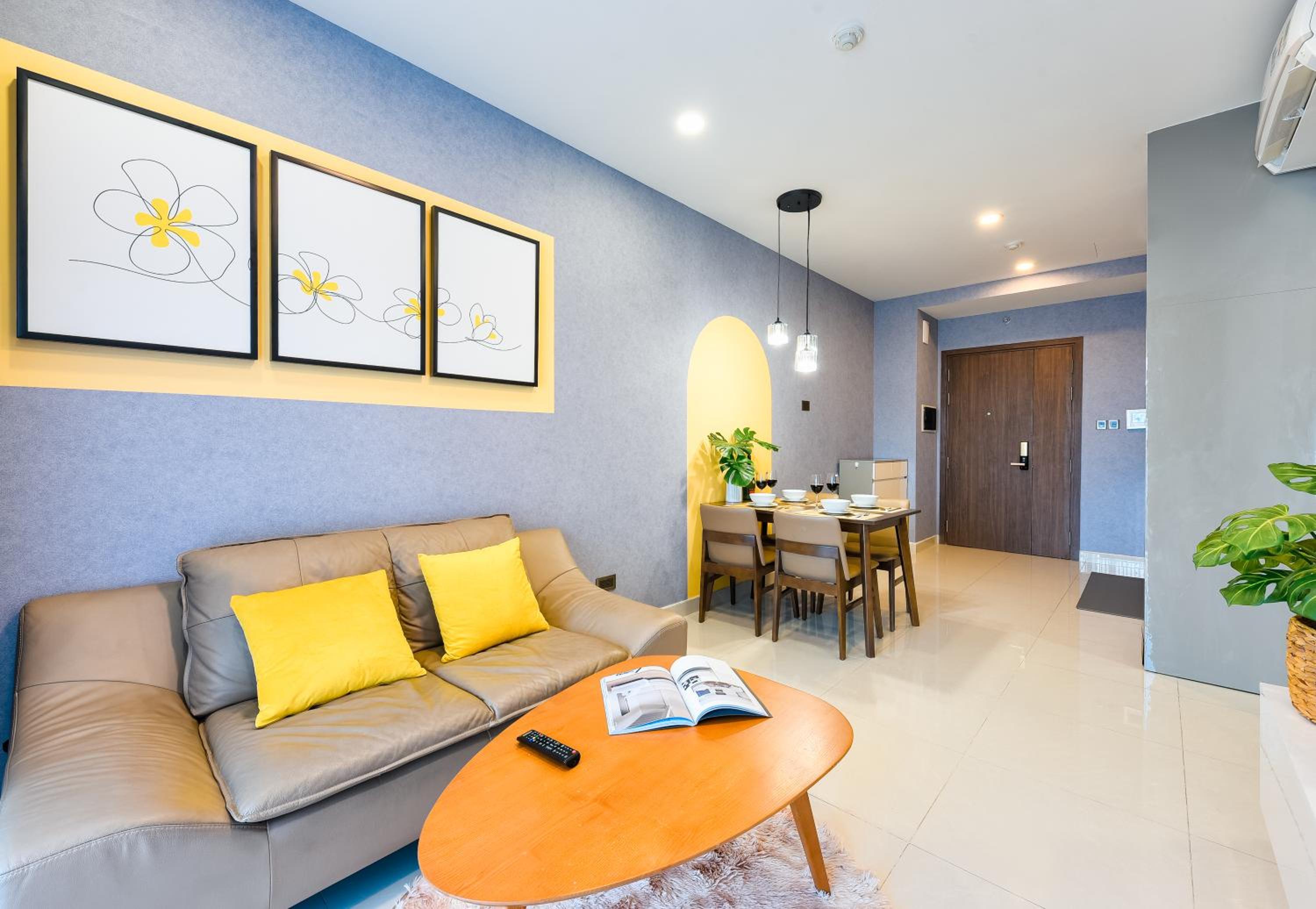 Anna Apartment
