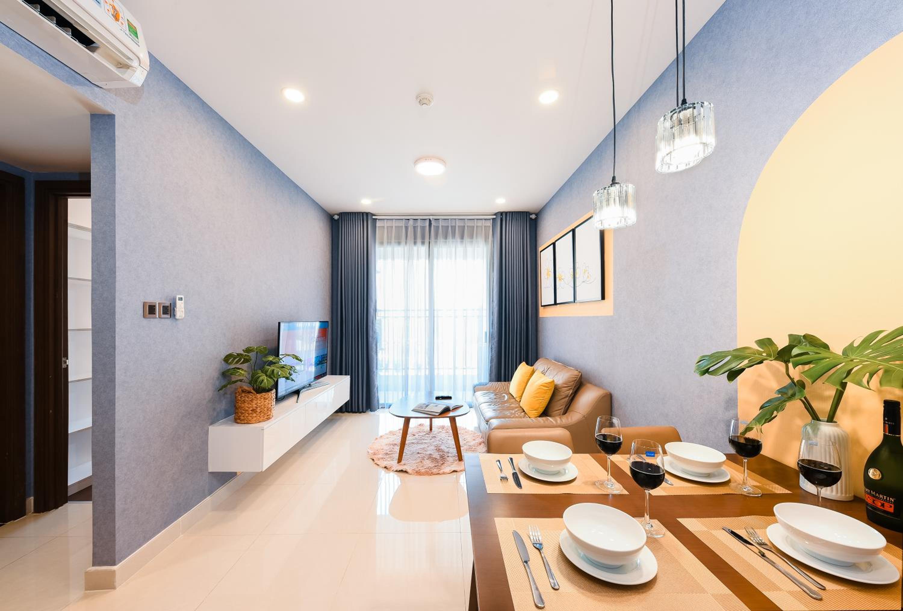 Anna Apartment