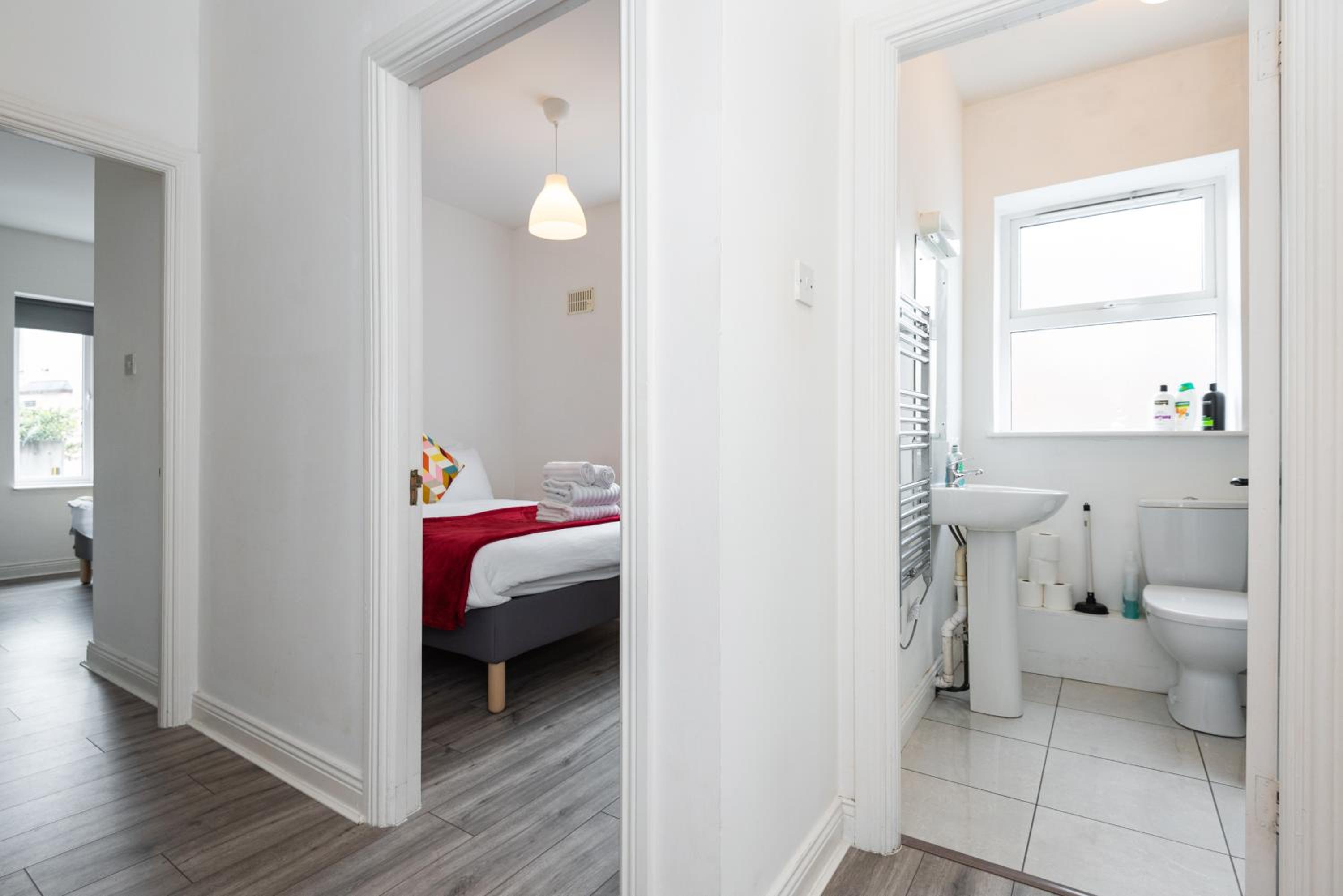 Central Dublin Apartment Near Guinness & Heuston Station