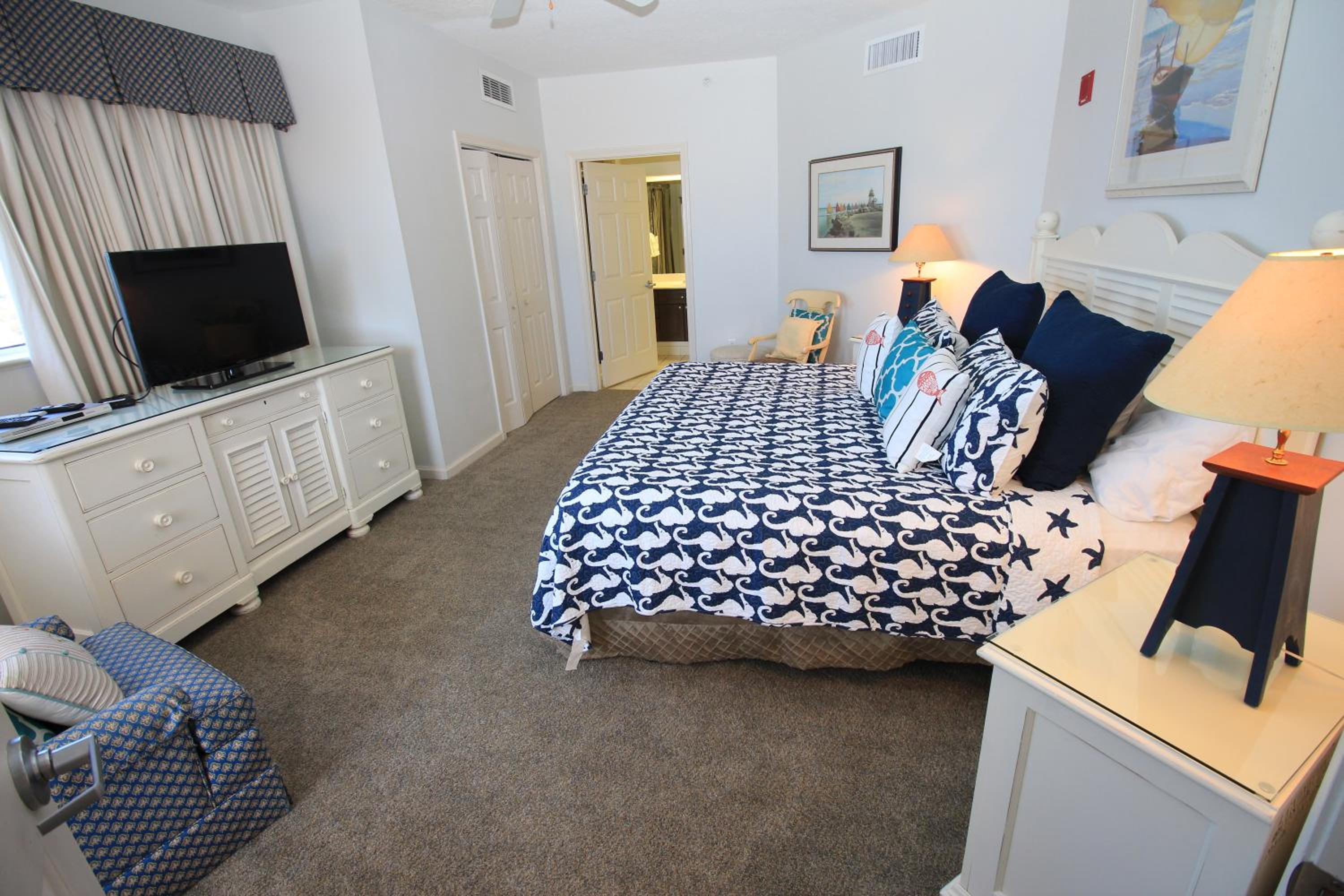 3BR Beachfront Condo 16th Flr Two Master Bedrooms, Pool Fitness Center At Westwinds Resort view 3