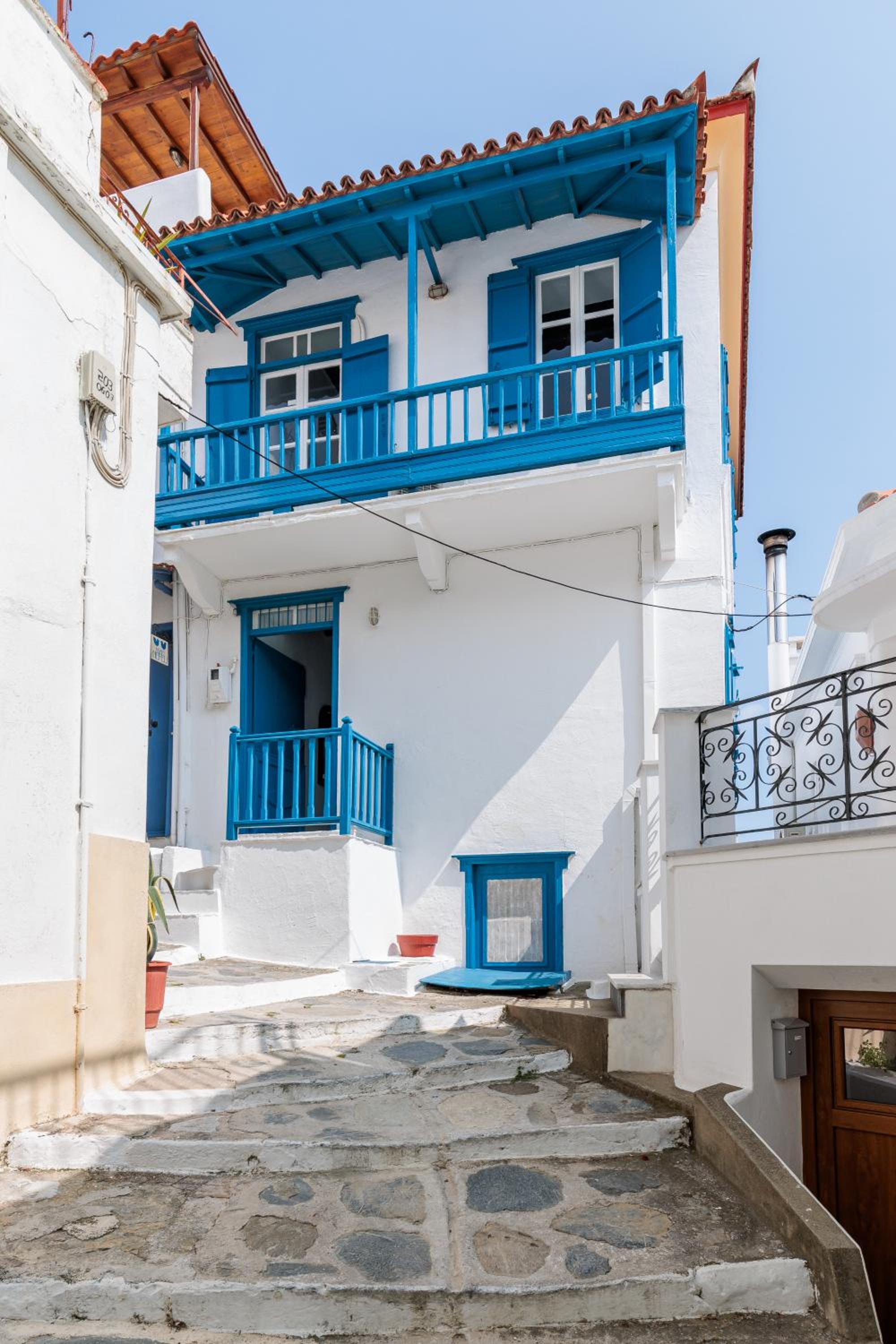 The Lemon Tree House photo 1