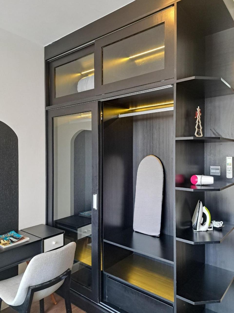 Anna Apartment