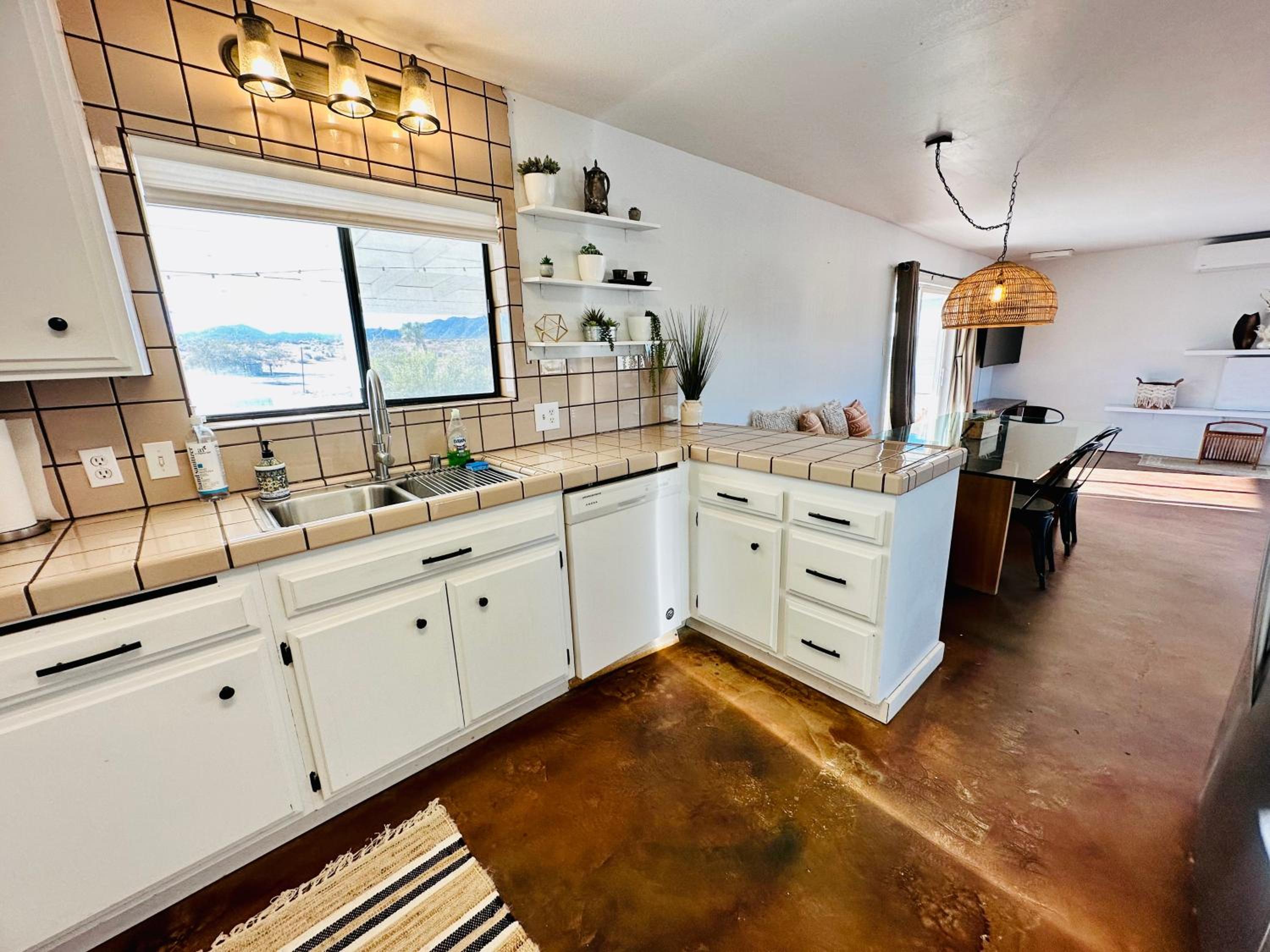 Ravens Nest Ranch, Fire pit , Views, Near JT Park! view 5