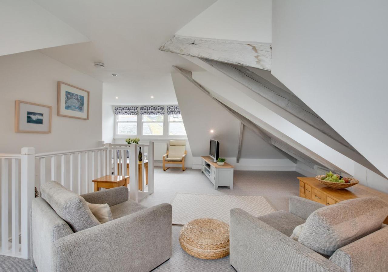 2 Bed in St Ives oc-sunpol view 2