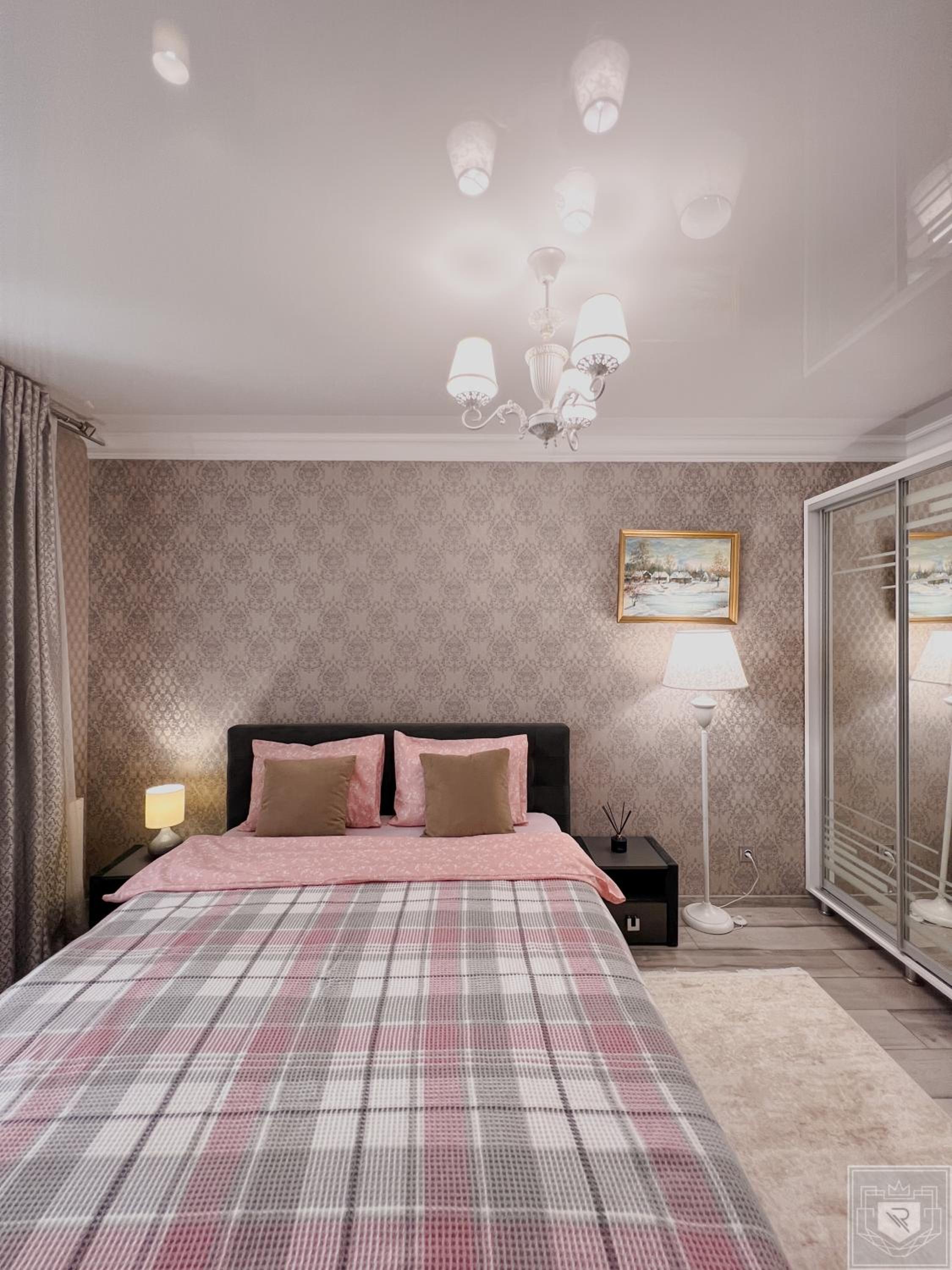 RentHouse Apartments Premium Living view 2